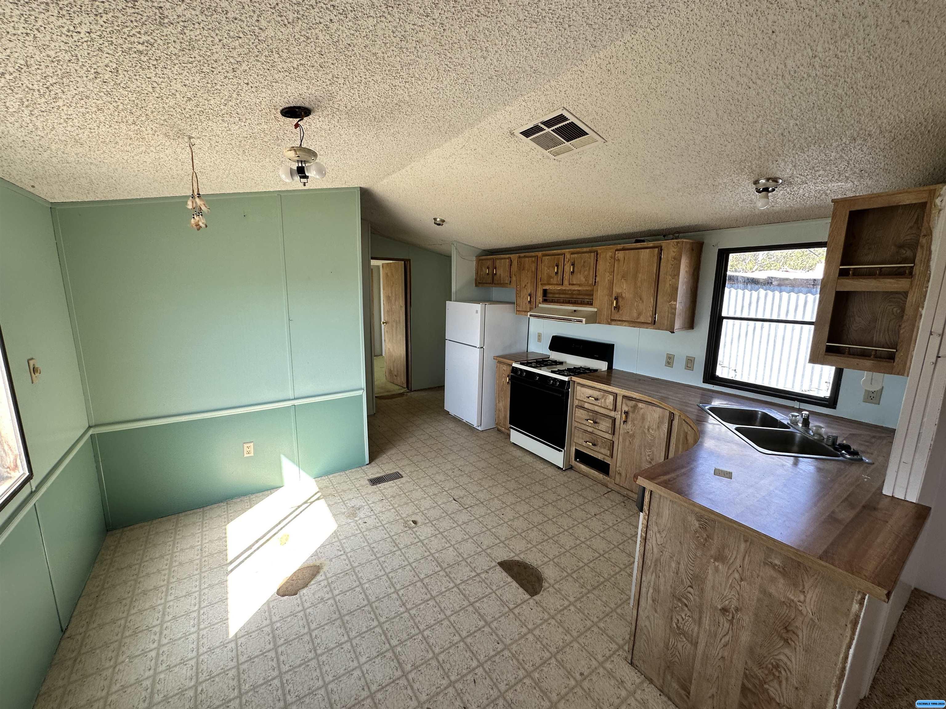 1430 Kidder Road, photograph 4