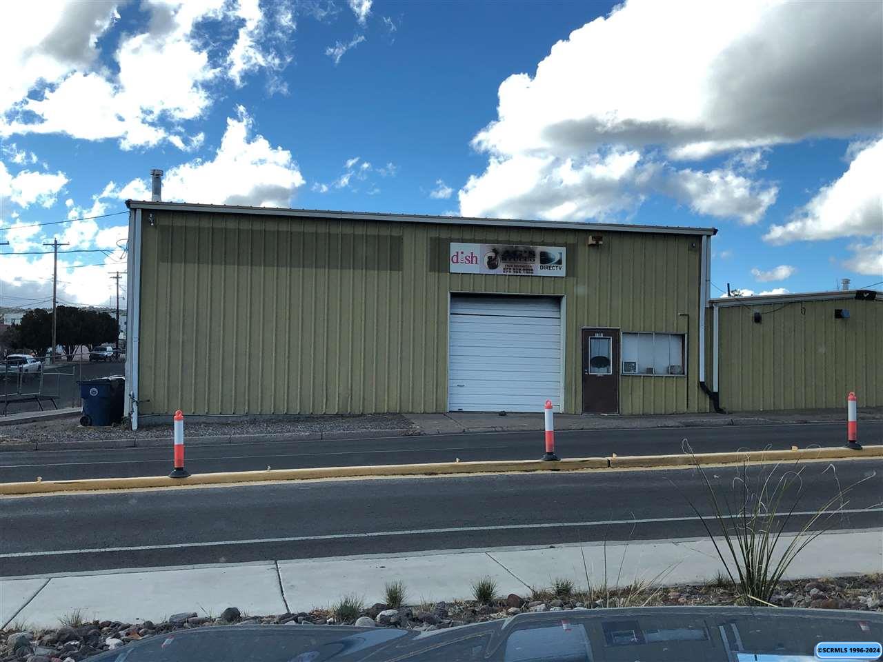 524 Silver Heights Boulevard, photograph 12