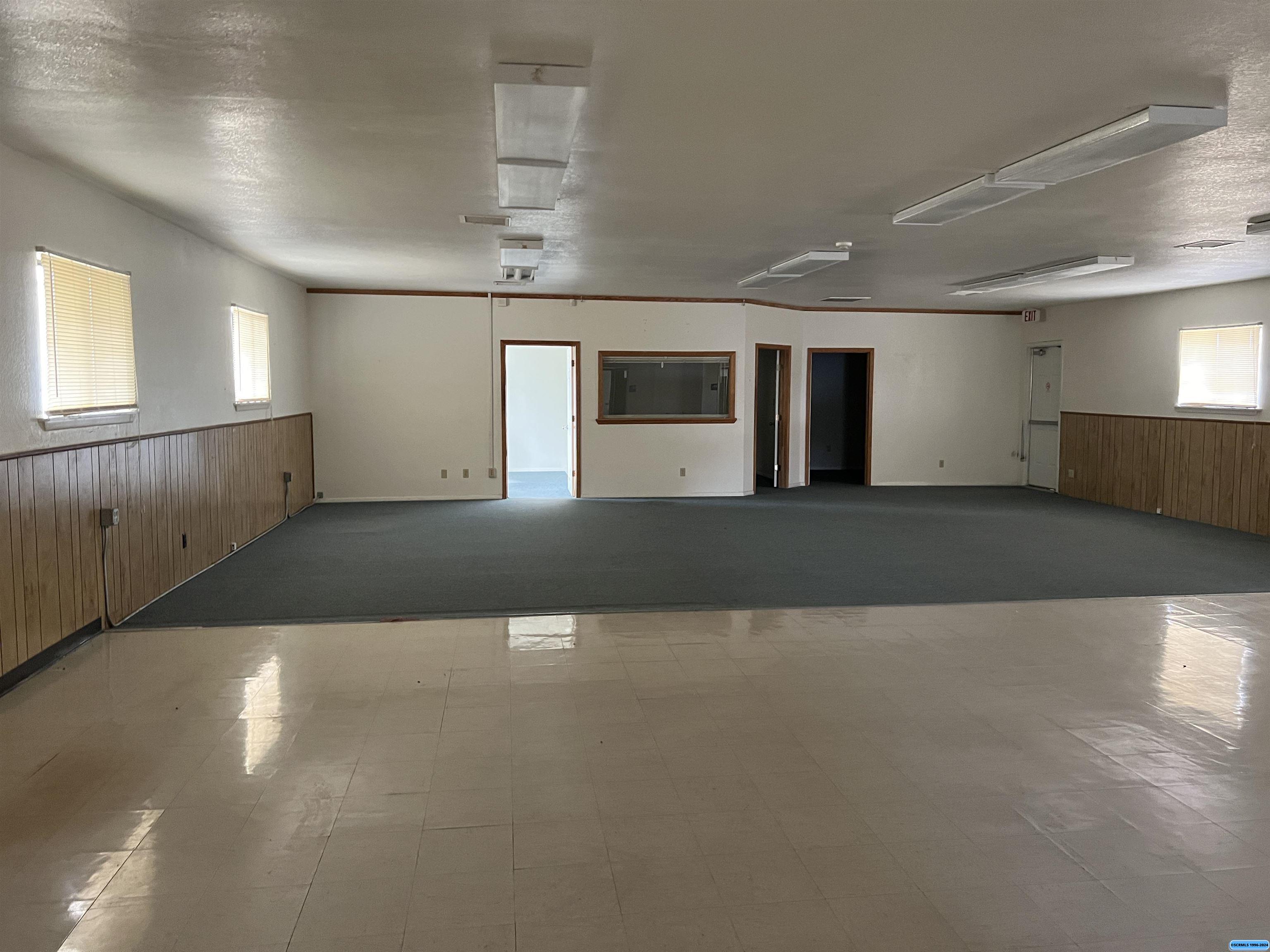 2540 N Silver Street, photograph 2