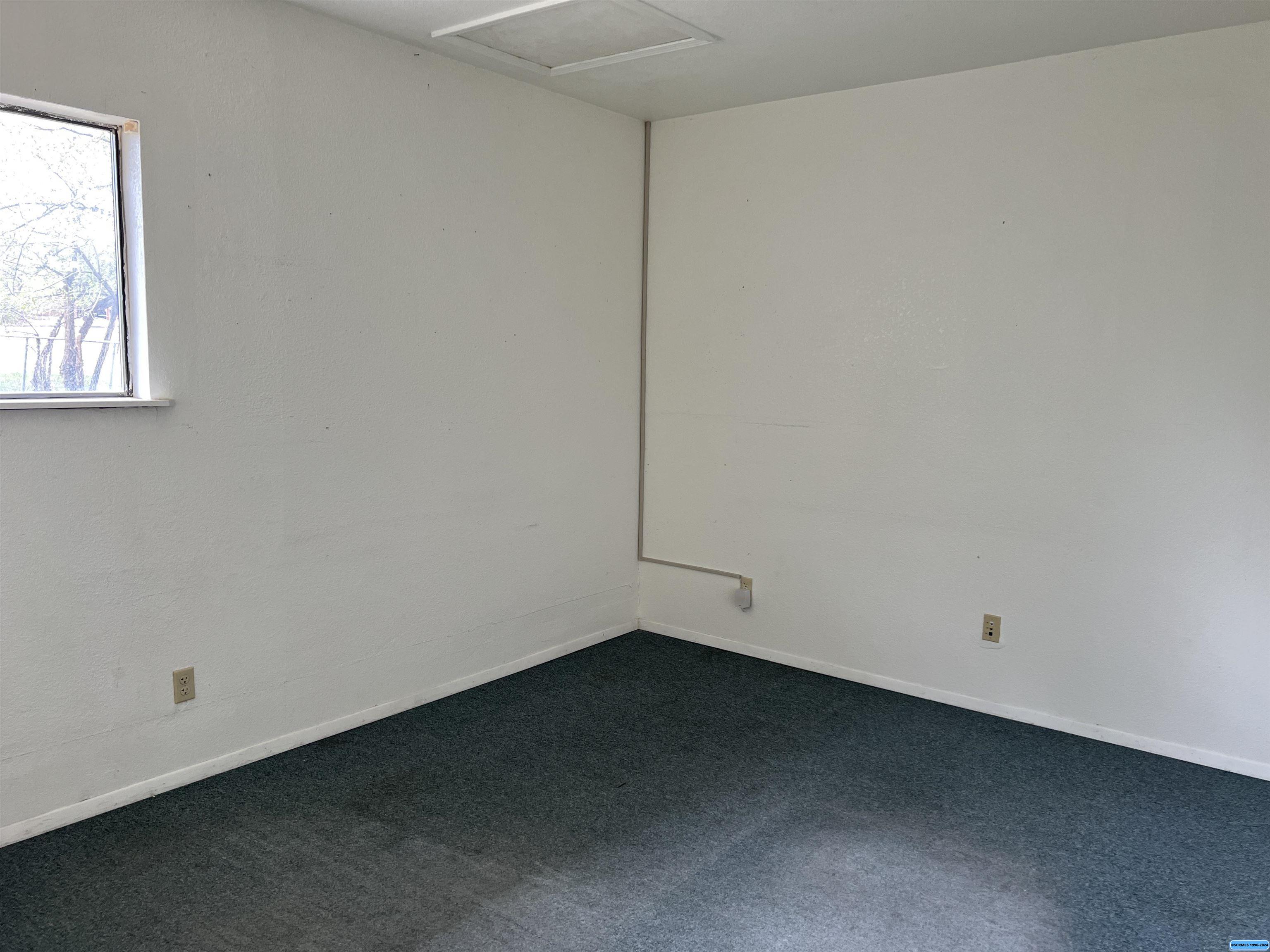 2540 N Silver Street, photograph 14