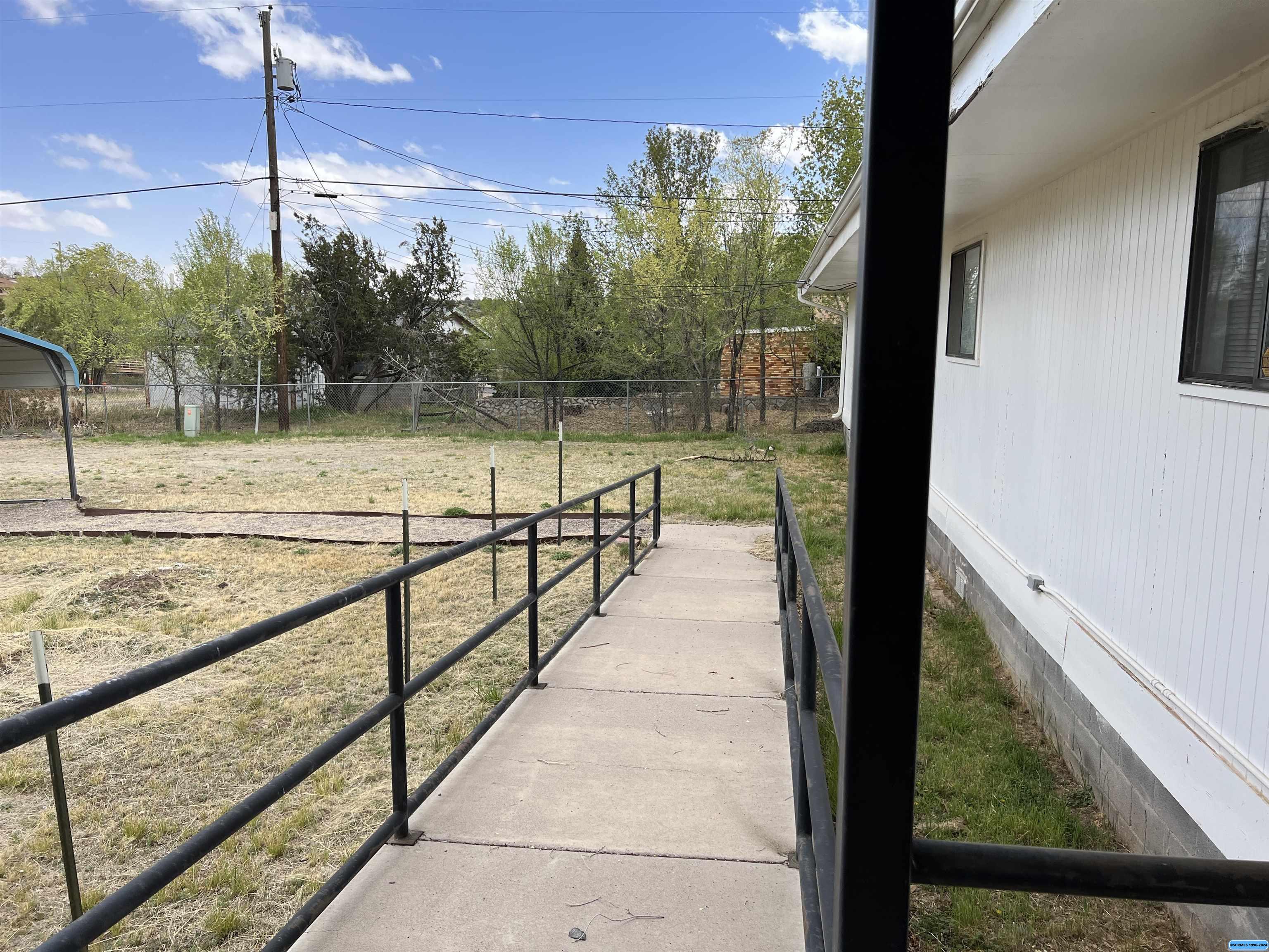 2540 N Silver Street, photograph 16