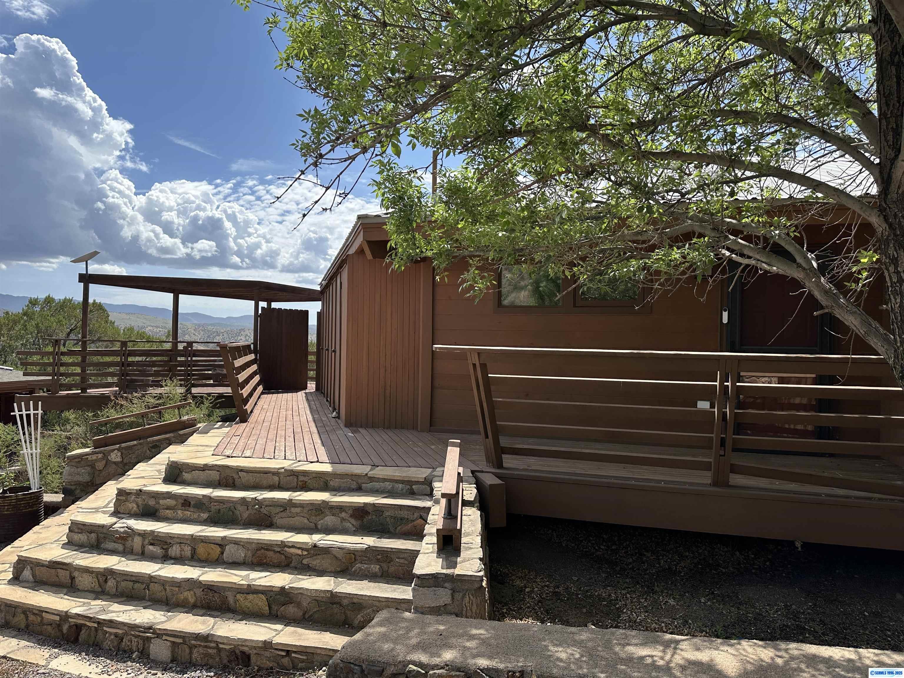 209 Rio Vista, photograph 2