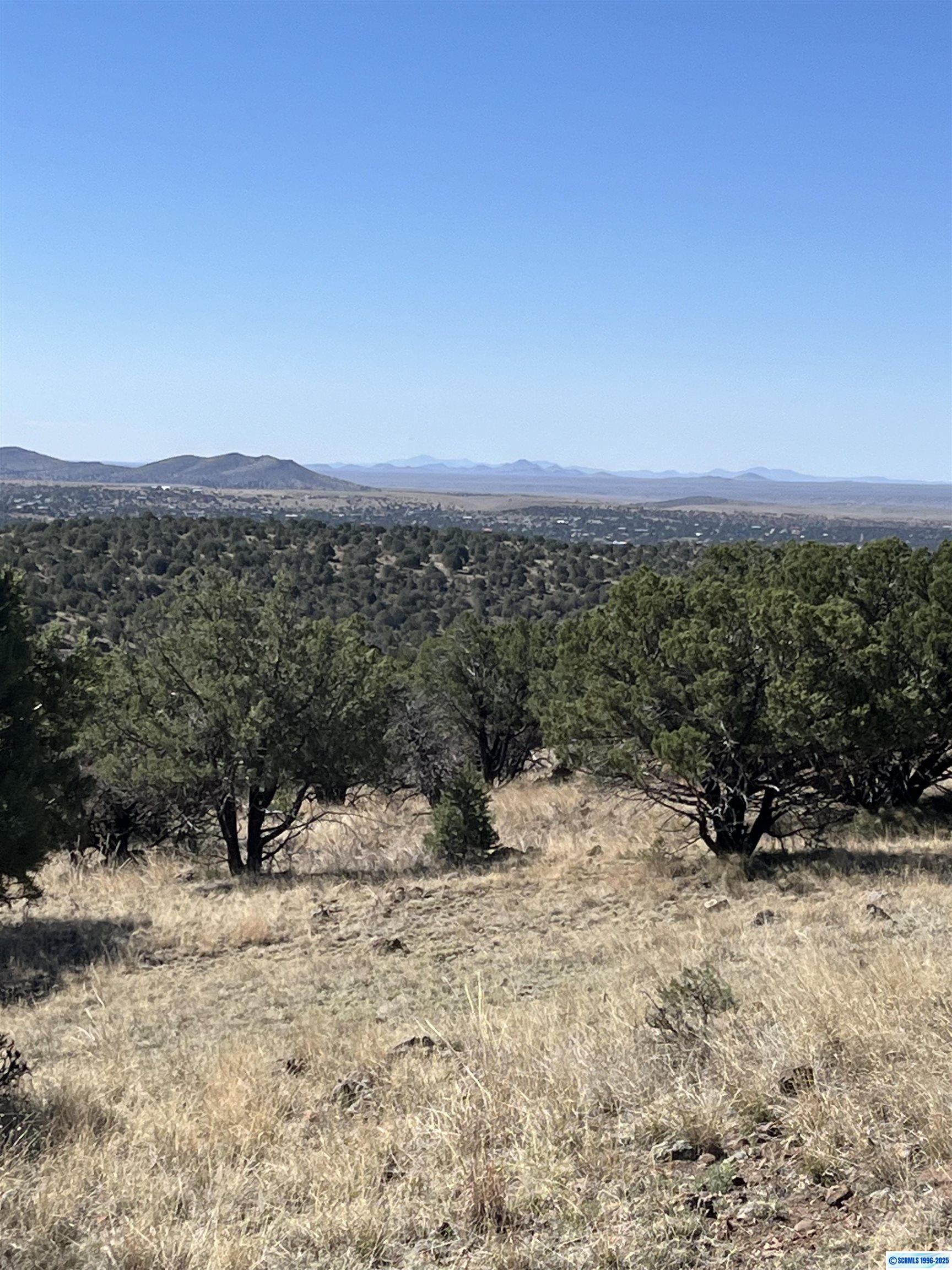 62 Nizhoni Loop, photograph 2