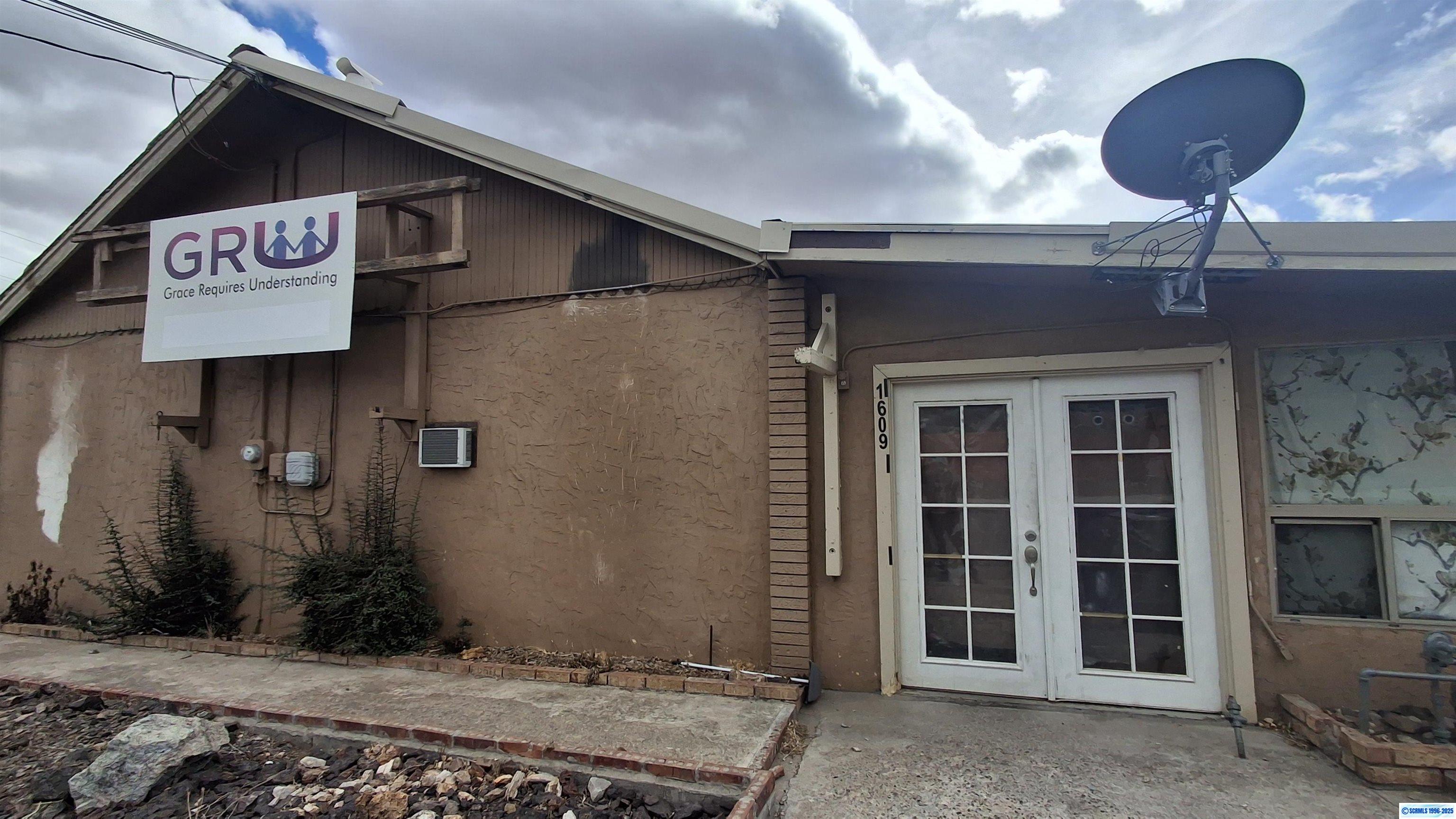 1609 Gold St., Silver City