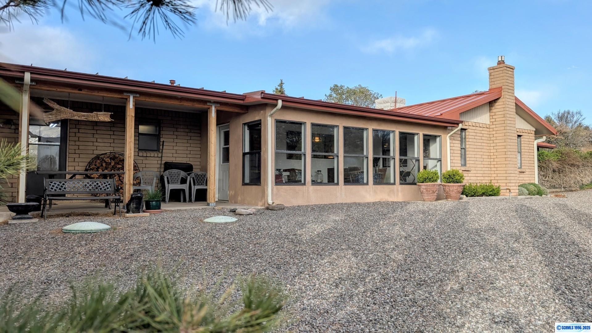 44 Peterson, photograph 4