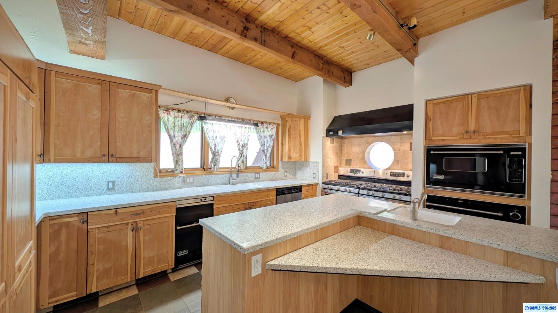 200 Shingle Canyon Road, photograph 5