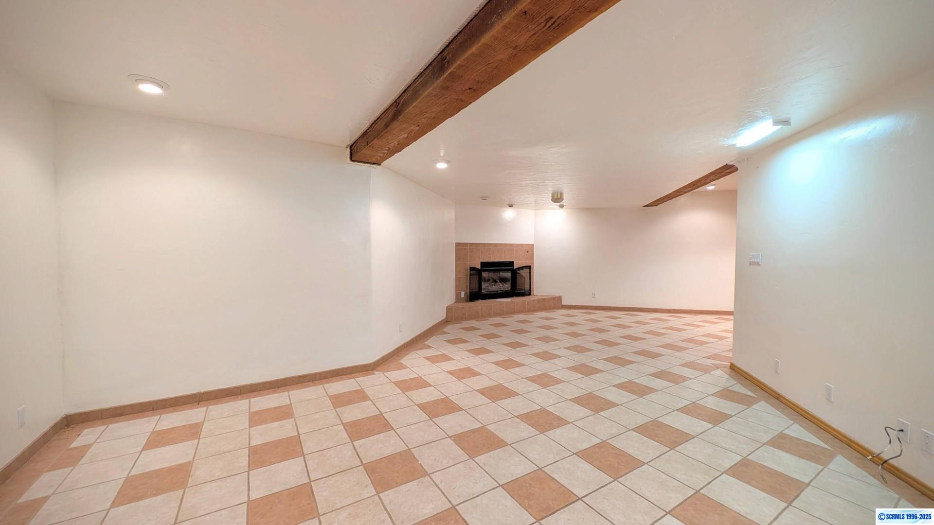 200 Shingle Canyon Road, photograph 9