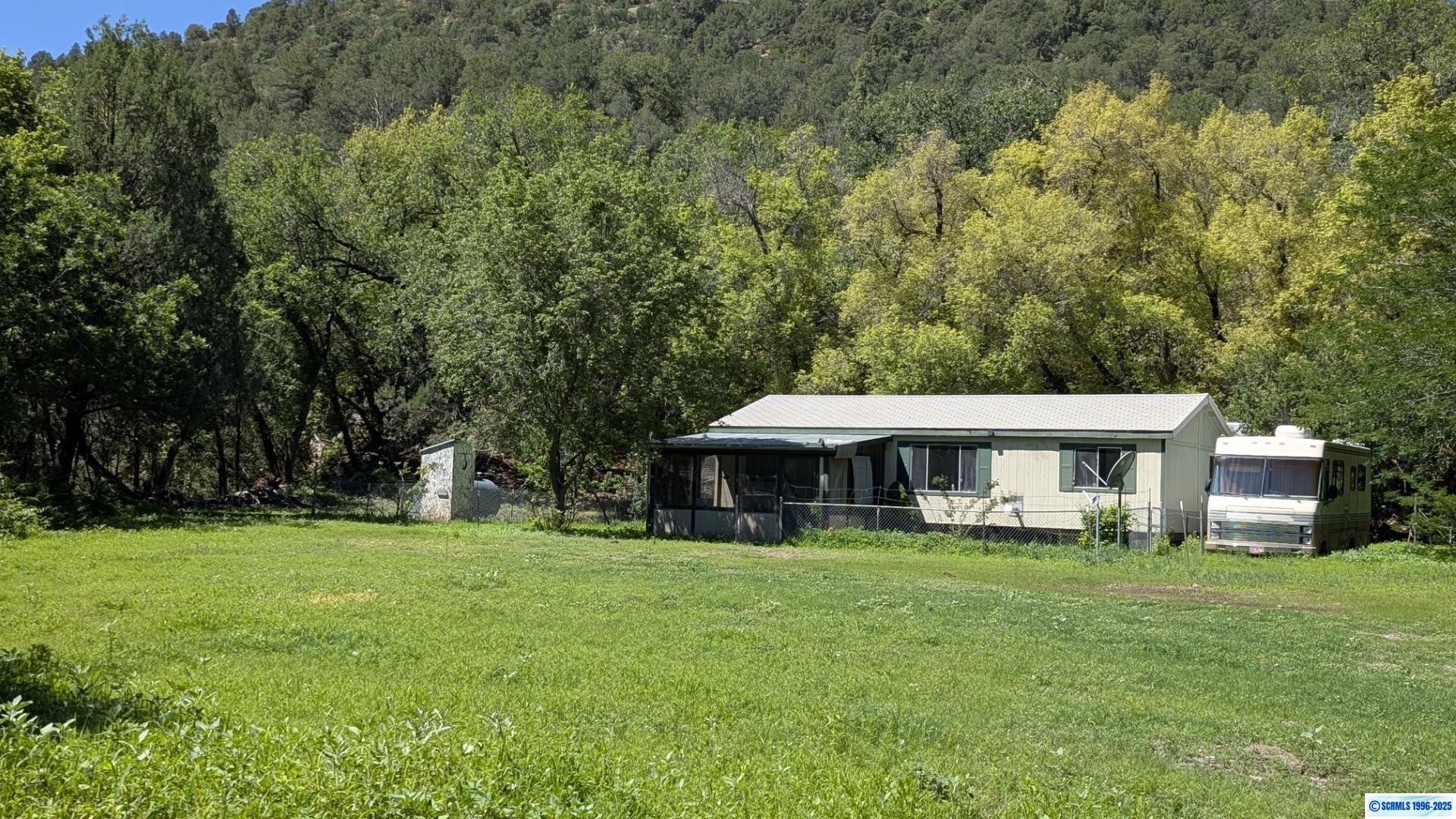 200 Shingle Canyon Road, photograph 16