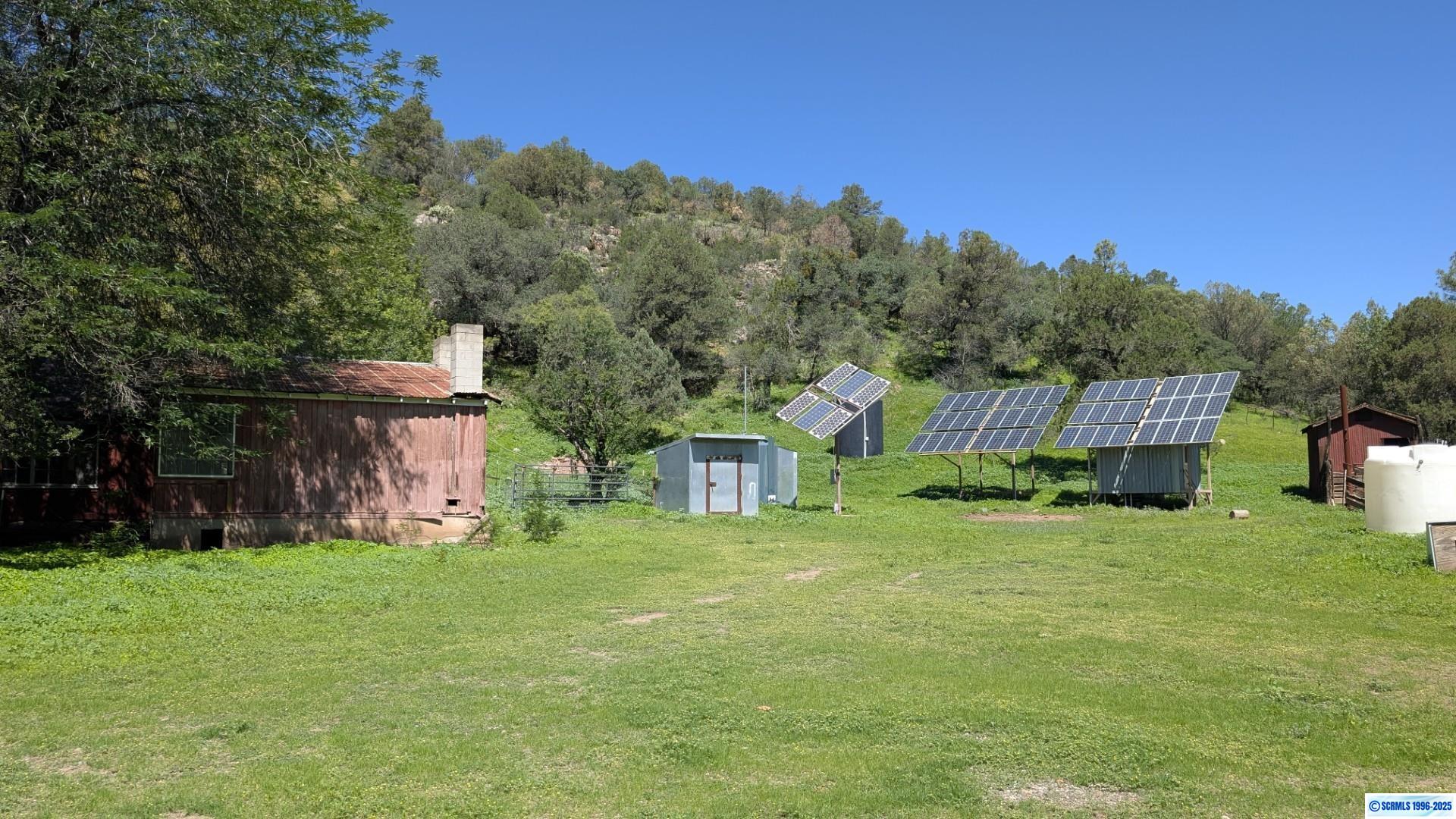 200 Shingle Canyon Road, photograph 17