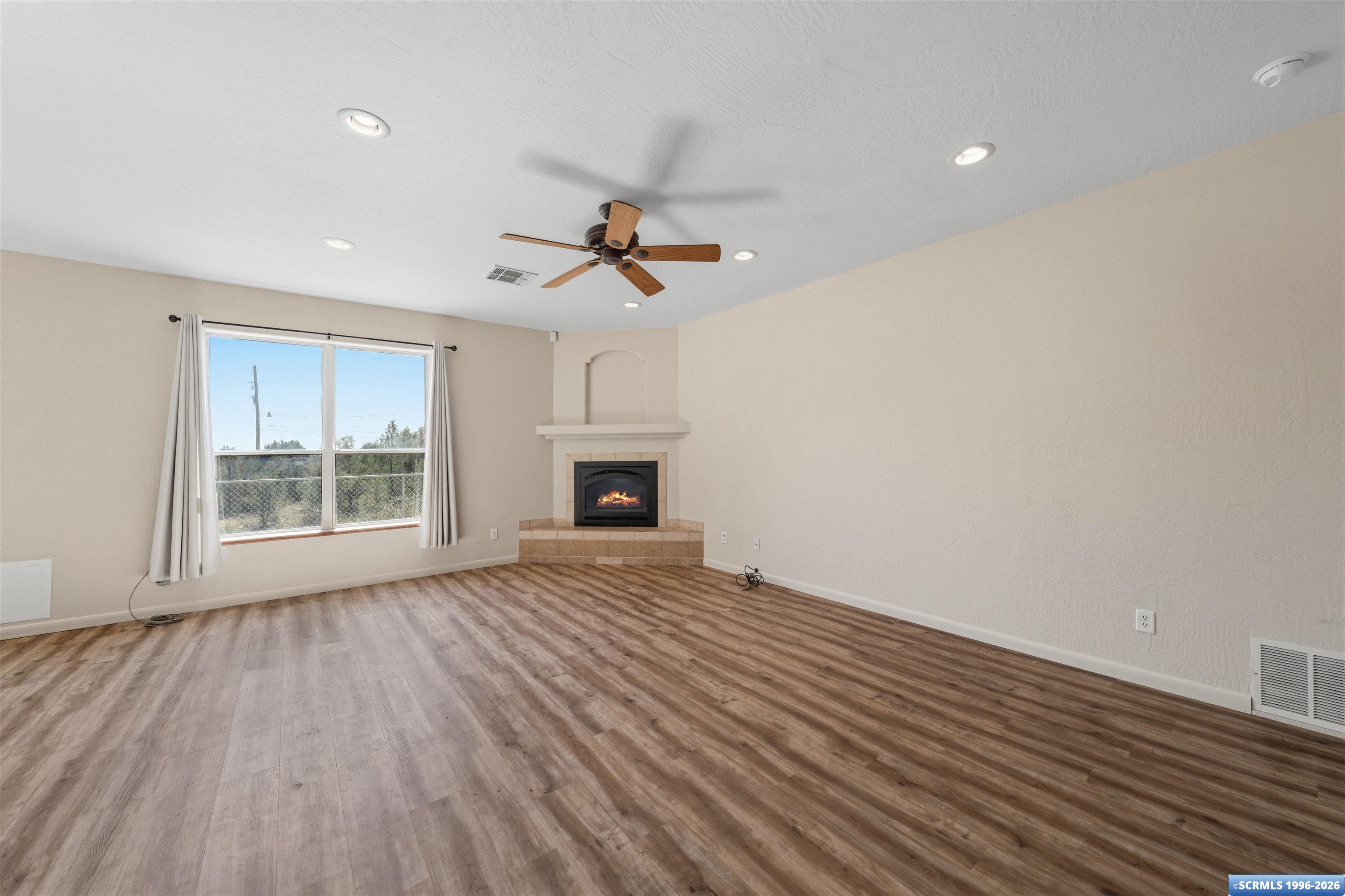 4761 Grandview Road, photograph 5