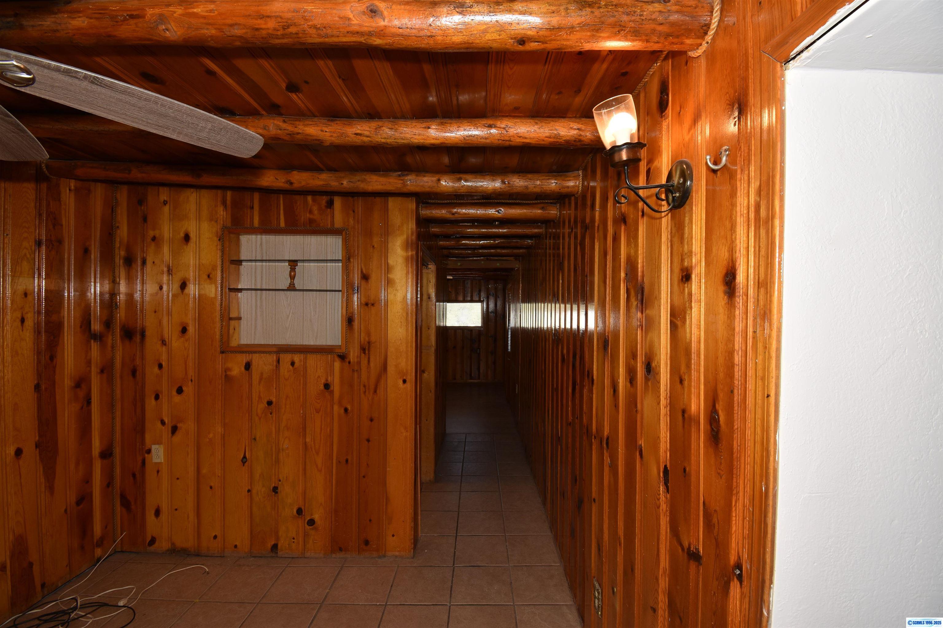 705 Bard Avenue, photograph 8