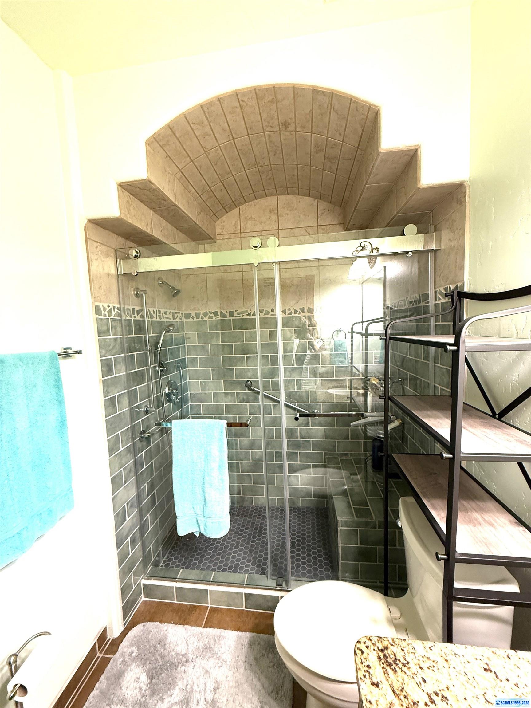 8 Mount Olympus Street, photograph 40