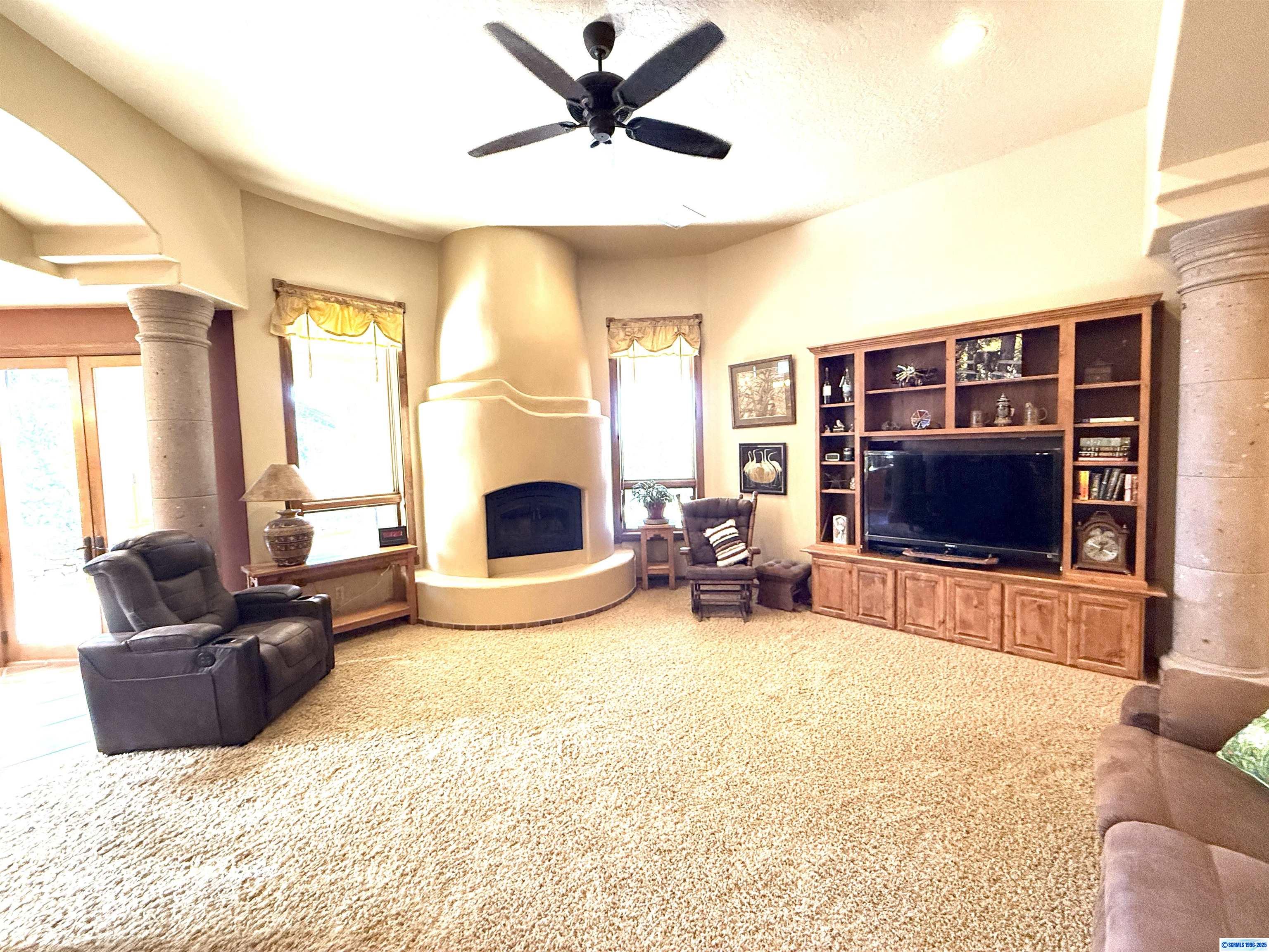8 Mount Olympus Street, photograph 11