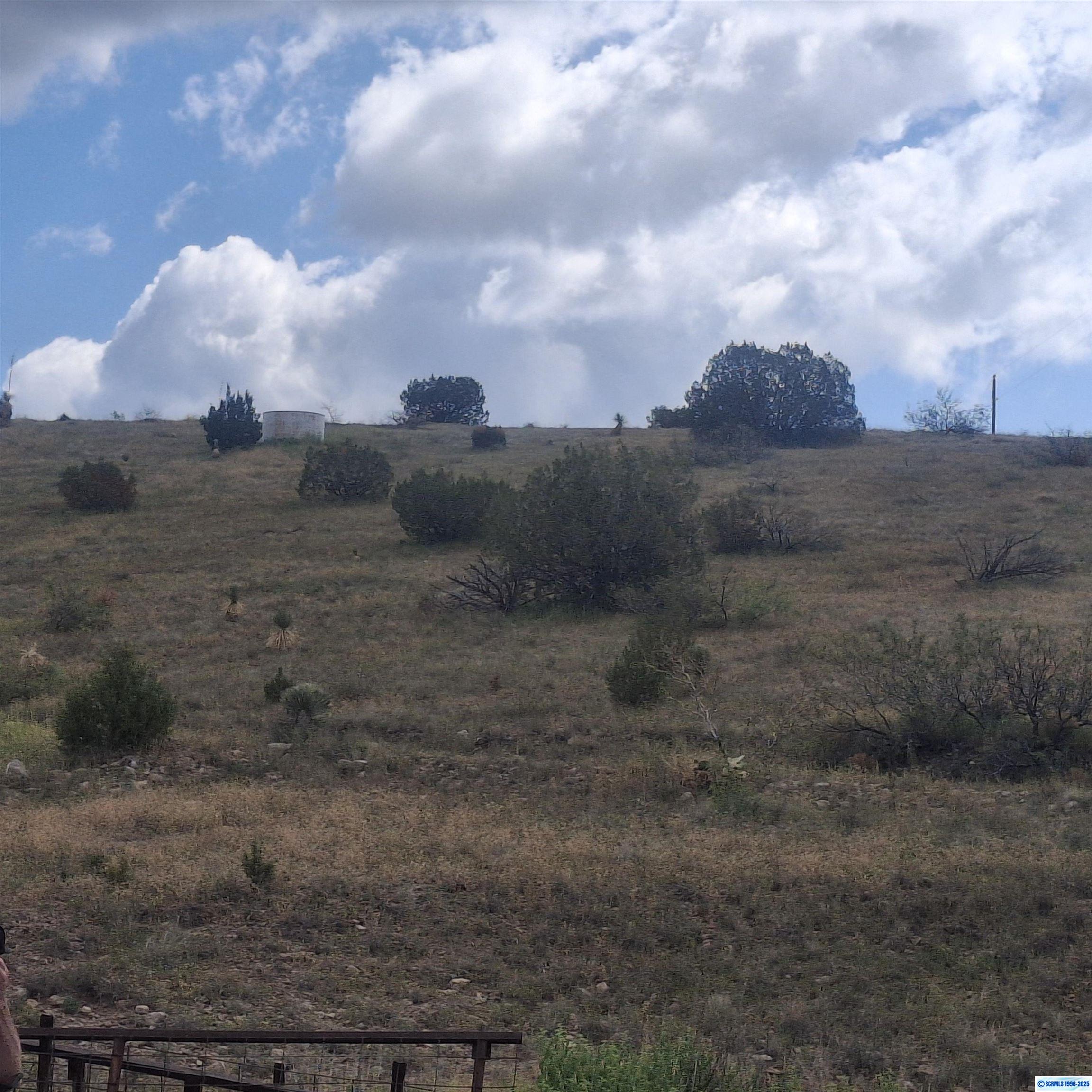 XX Hot Springs Canyon Road, photograph 4