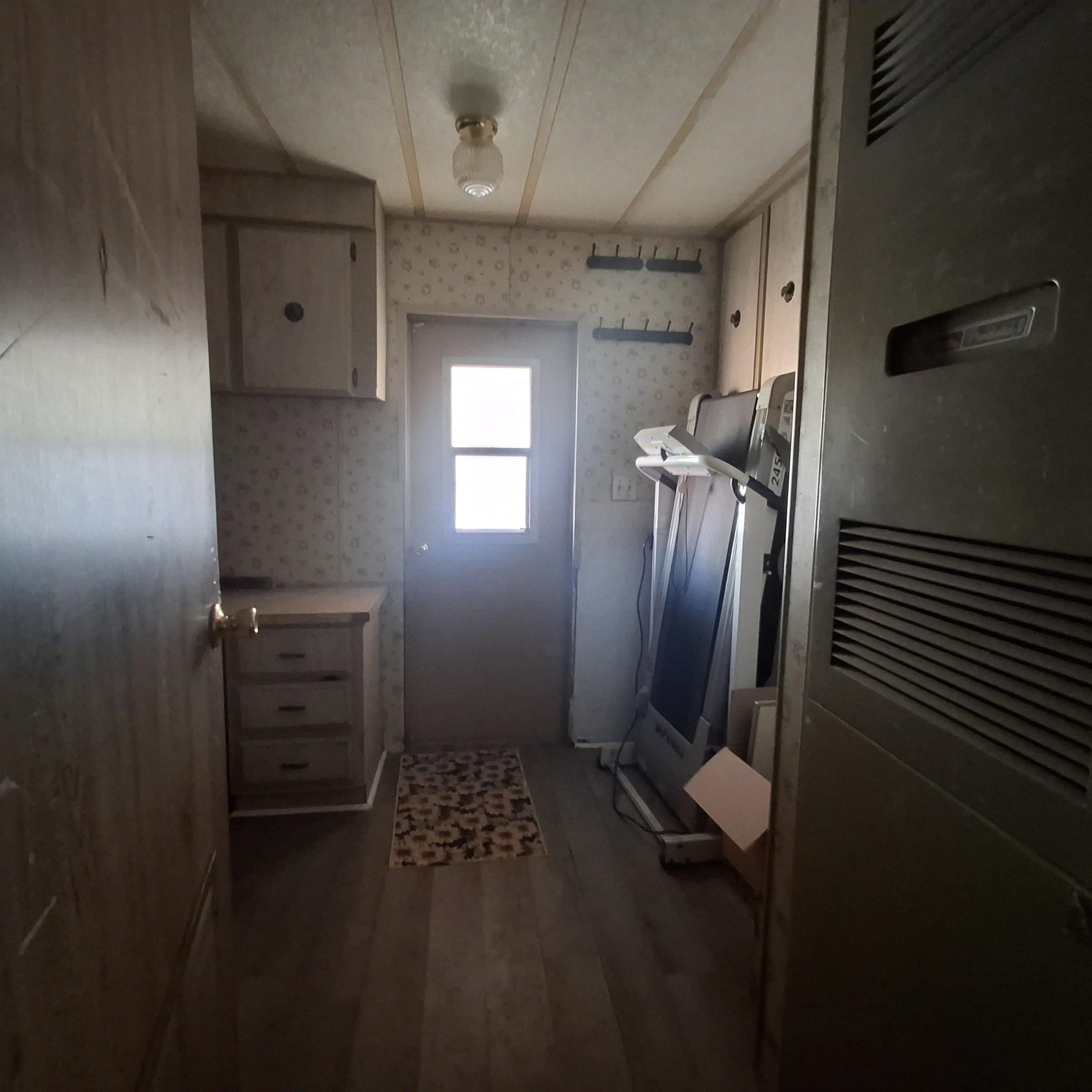 1408 N Silver Street, photograph 7