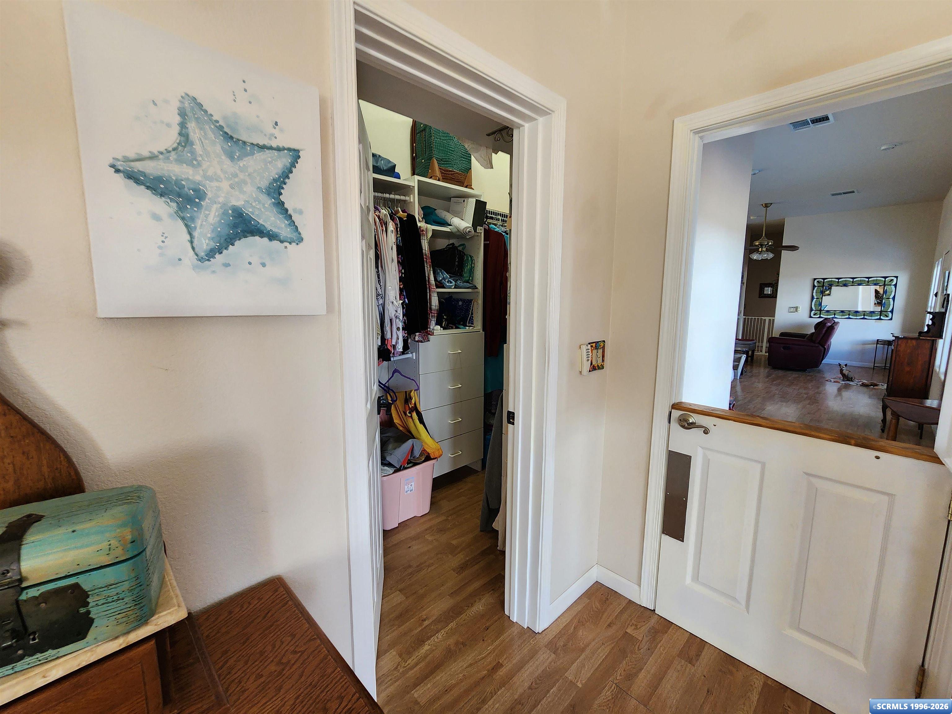 254 Caballo Blanco, photograph 25