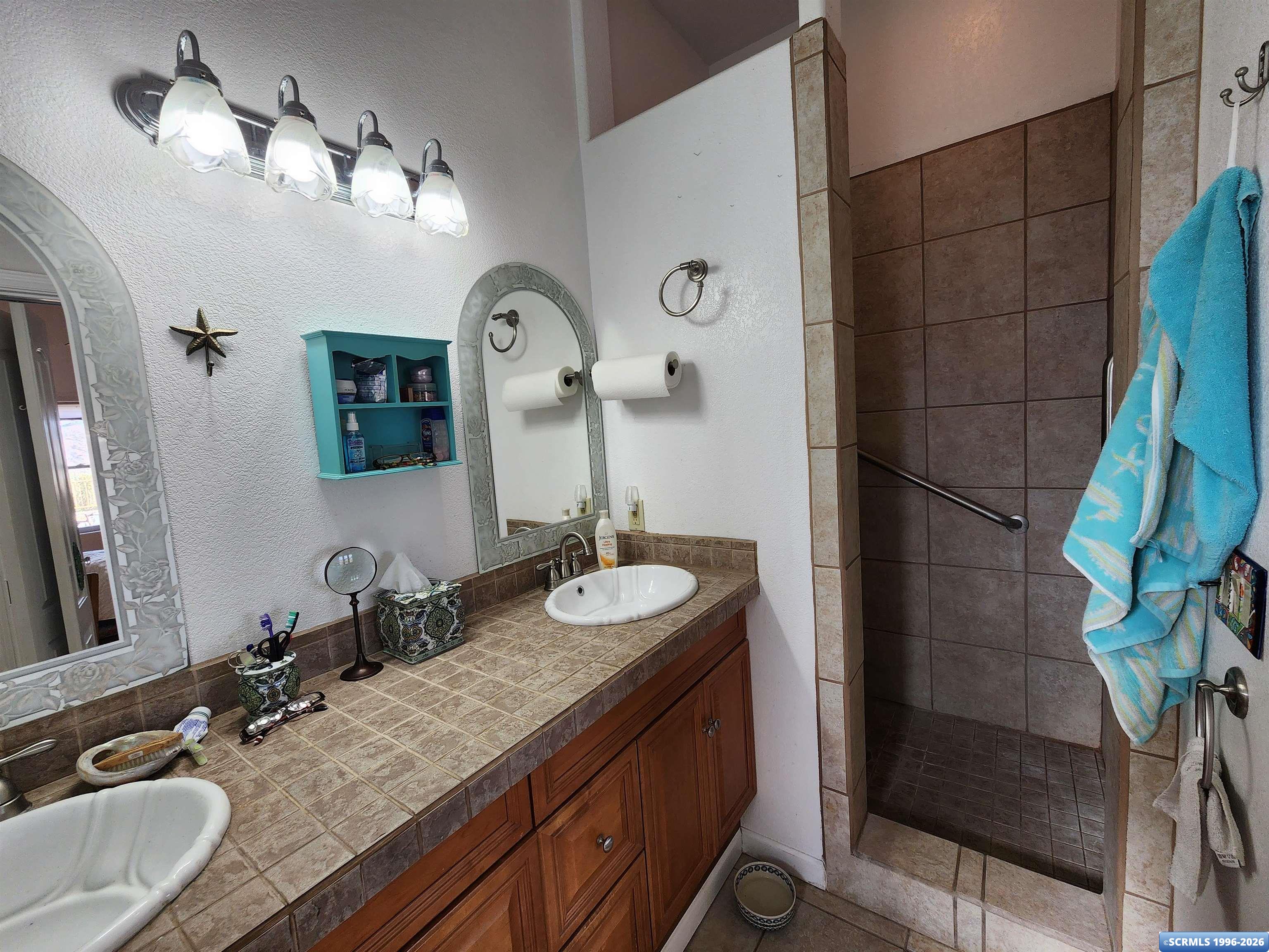 254 Caballo Blanco, photograph 27