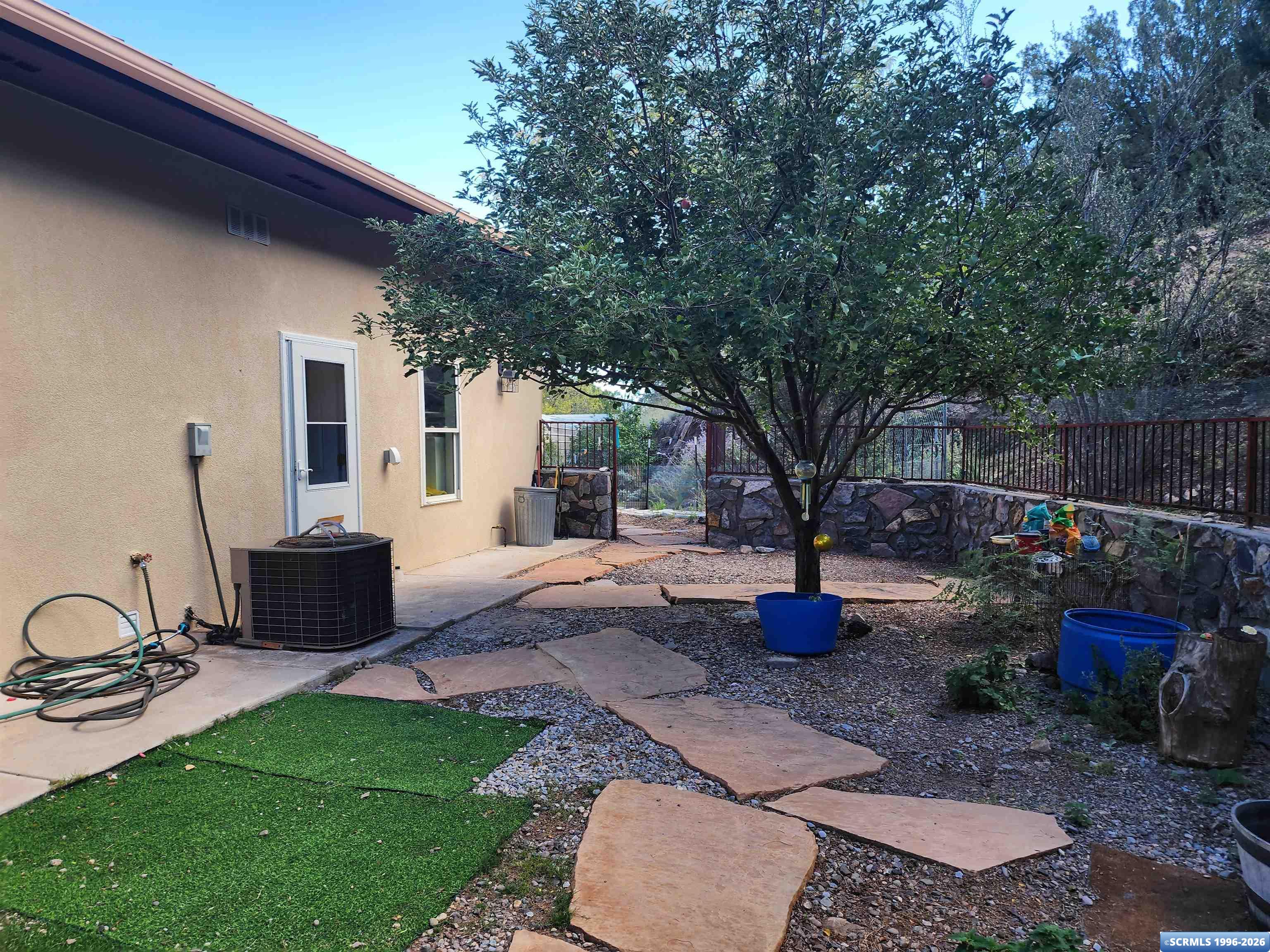 254 Caballo Blanco, photograph 41