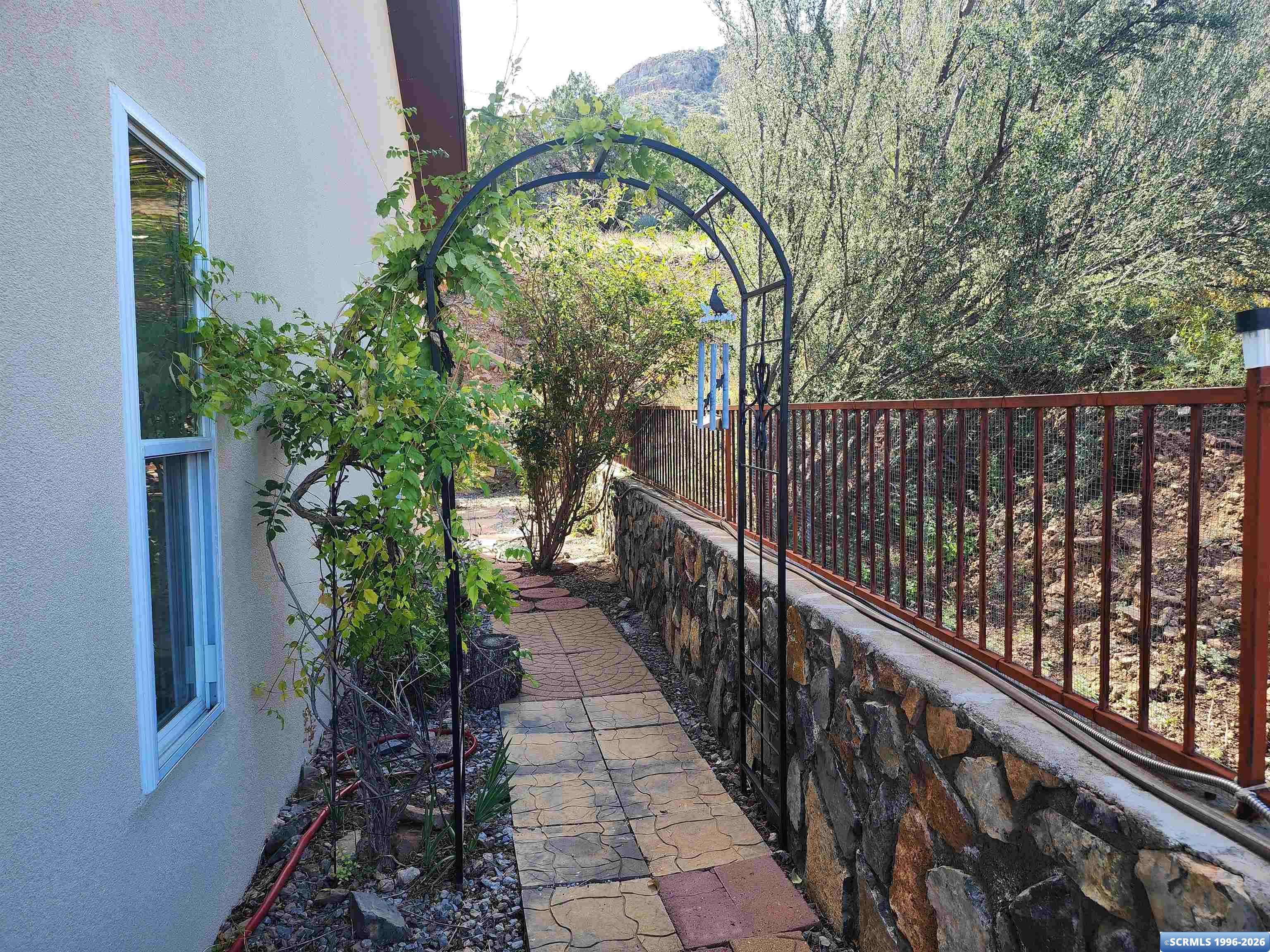 254 Caballo Blanco, photograph 44