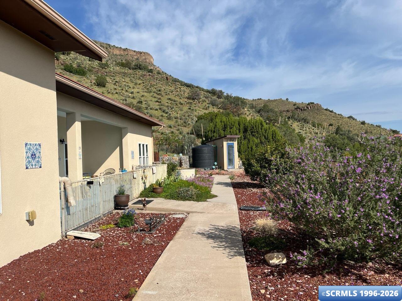 254 Caballo Blanco, photograph 6