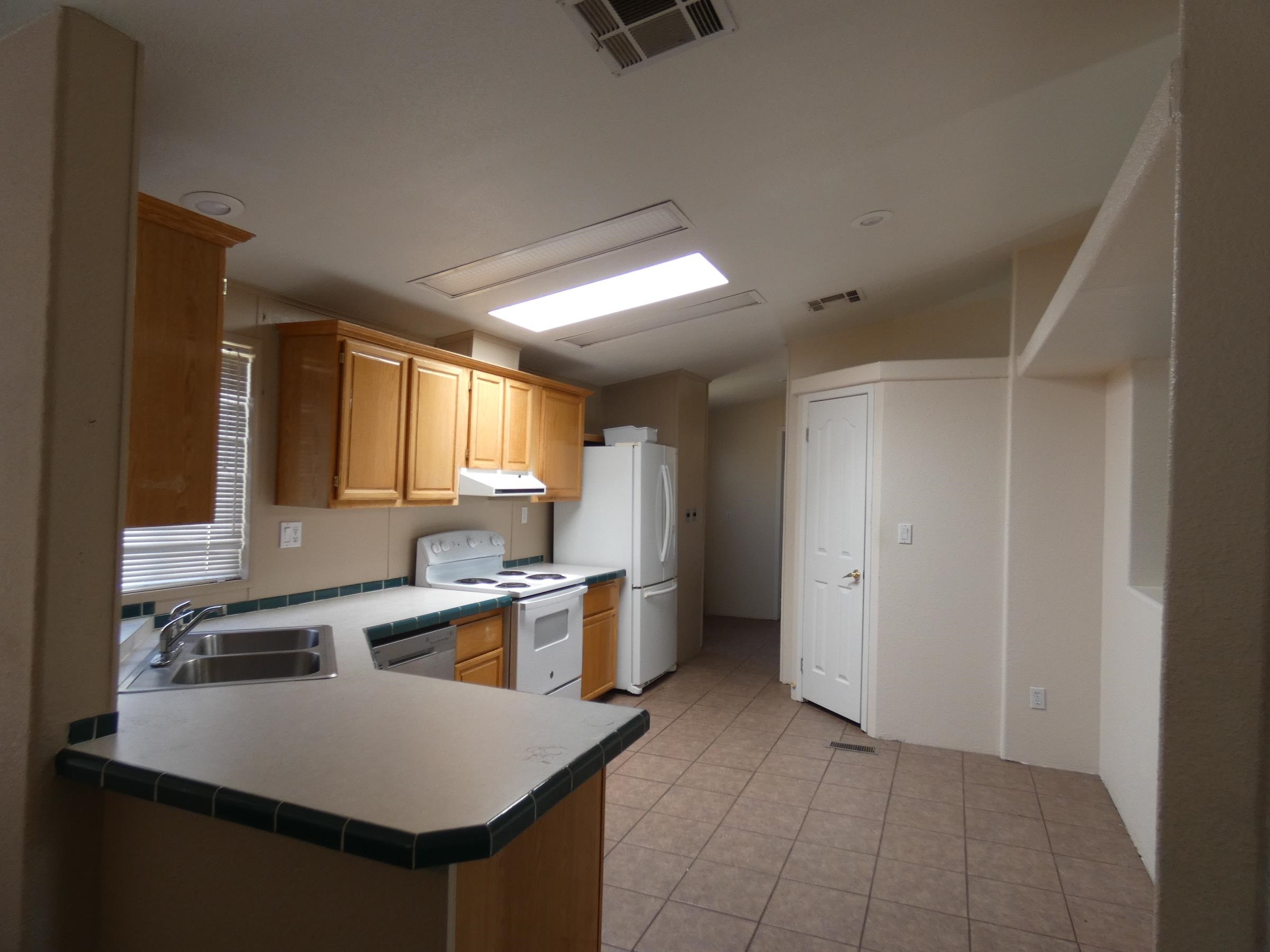 3502 Los Encinos, photograph 17