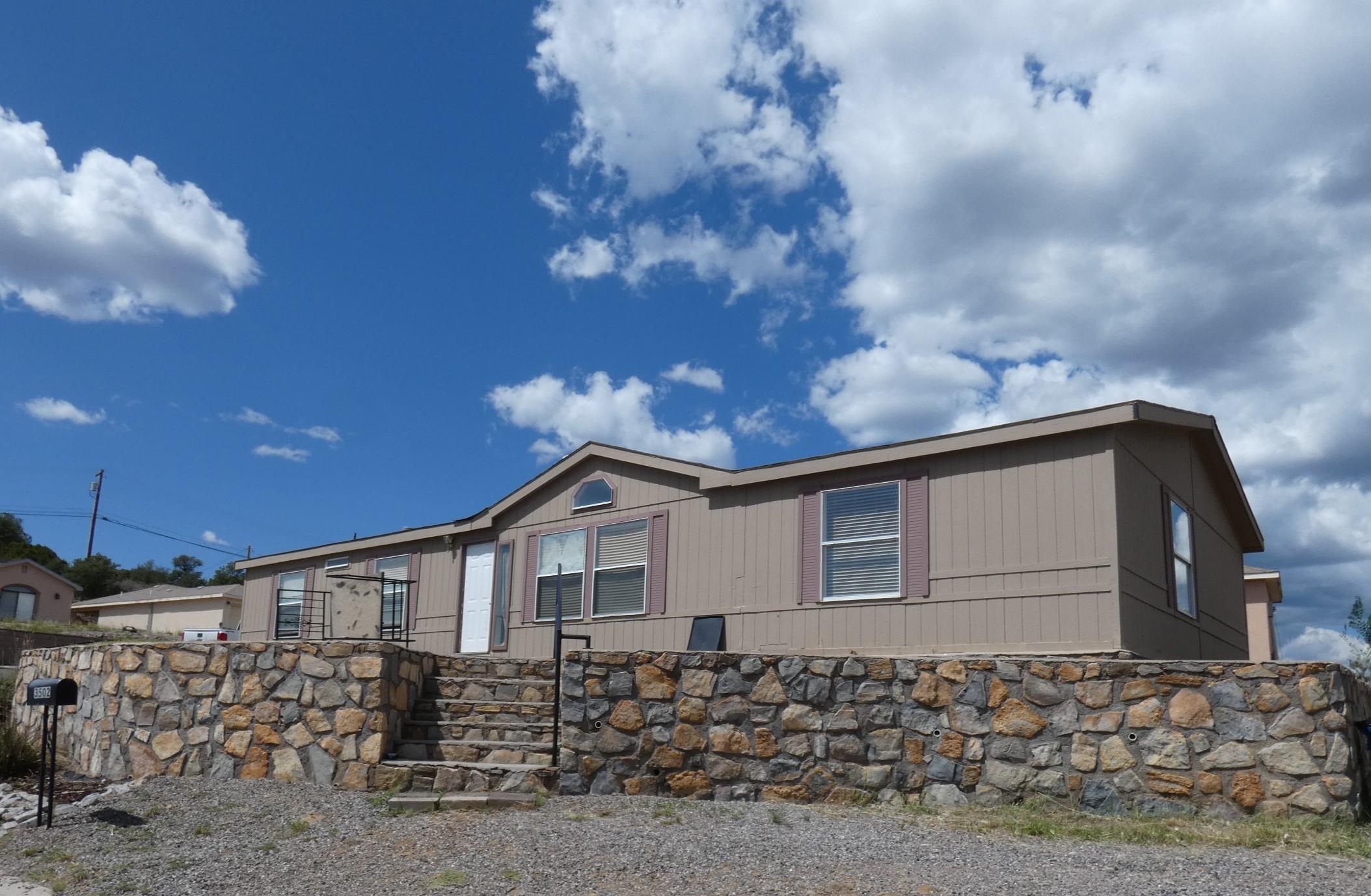 3502 Los Encinos, Silver City