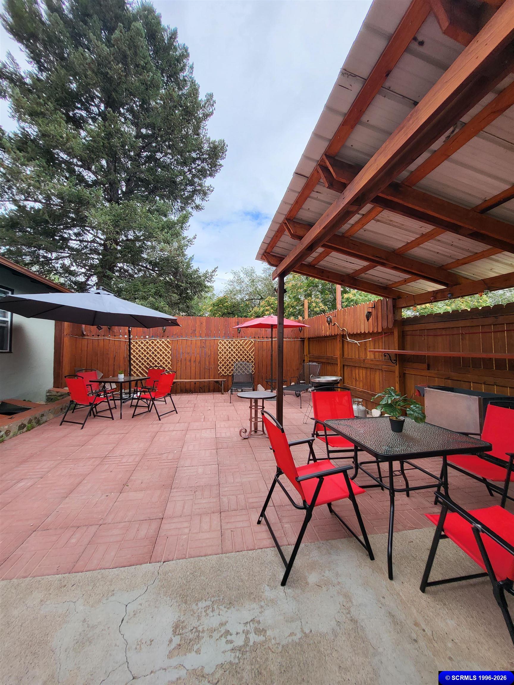 412 E 12th Street, photograph 28