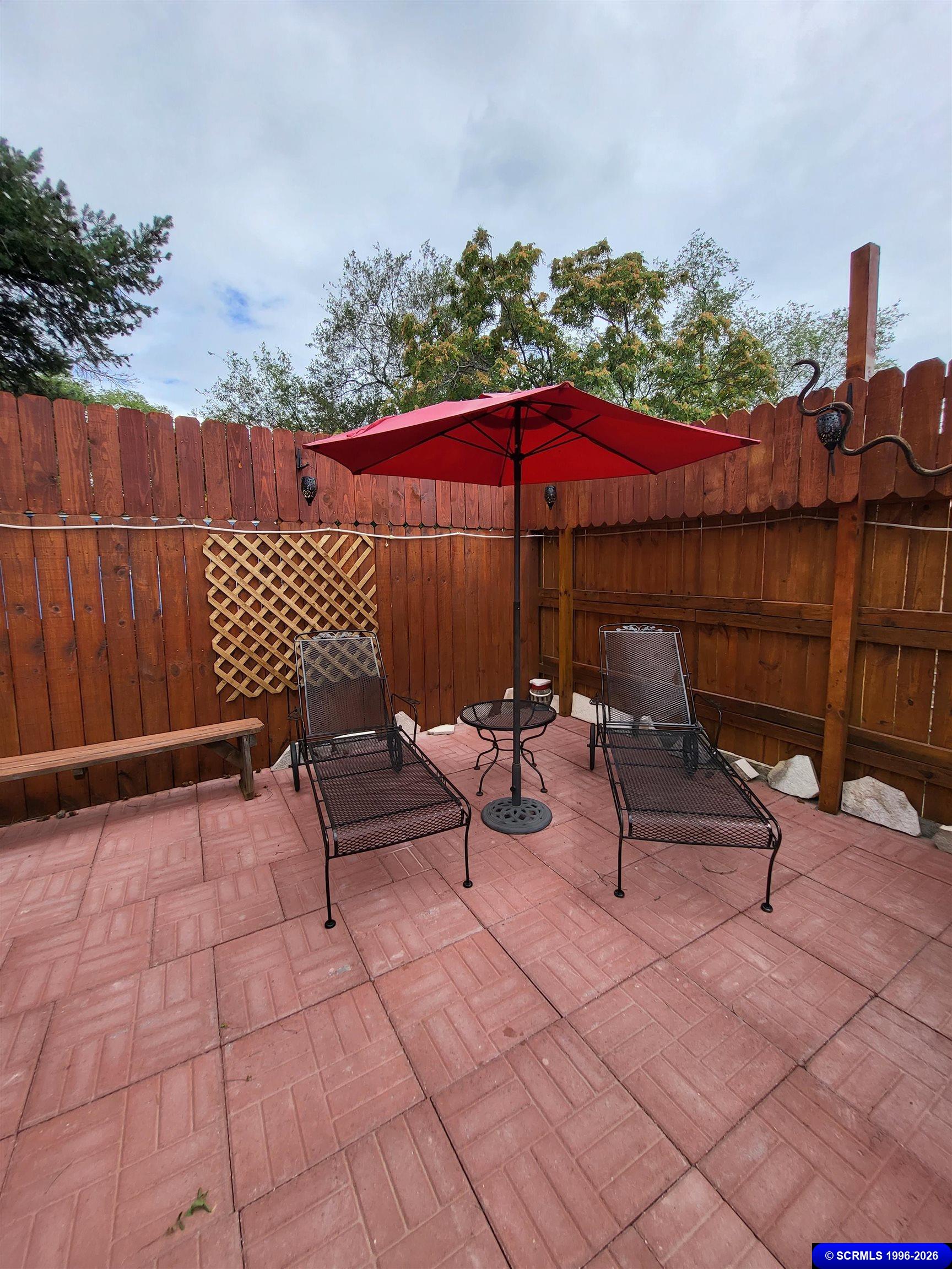 412 E 12th Street, photograph 18