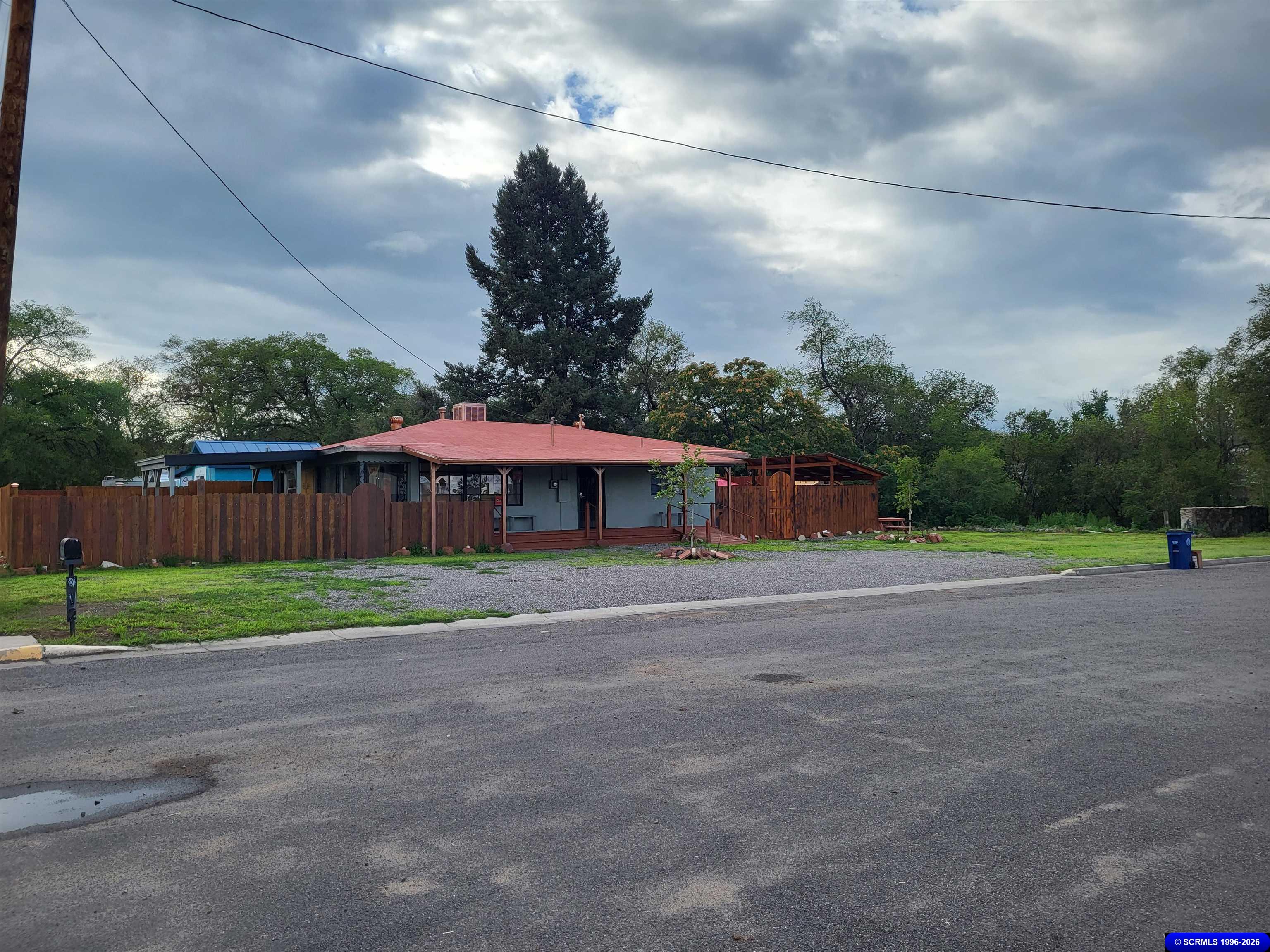 412 E 12th Street, Silver City