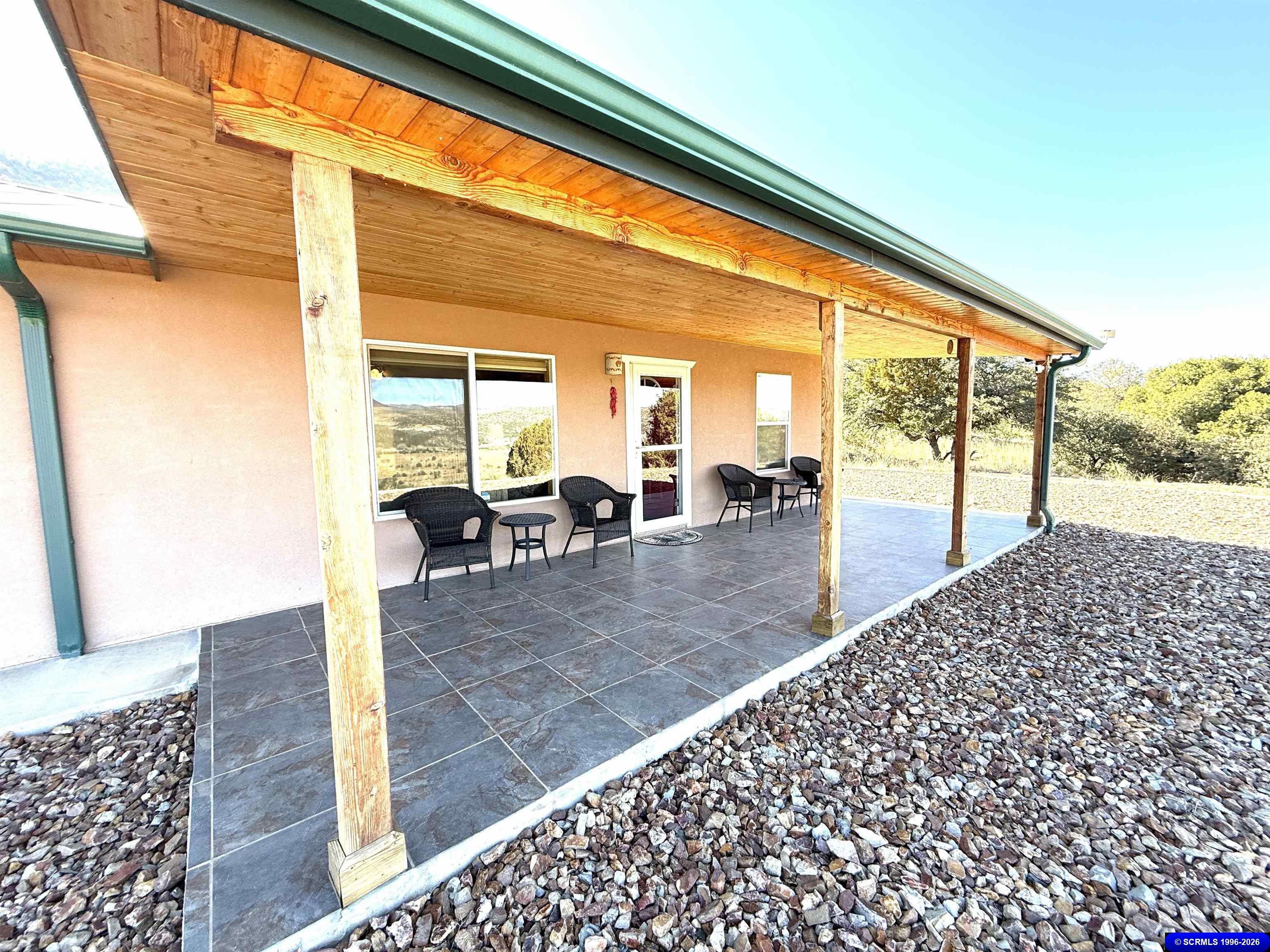 3 Poncho Road, photograph 2