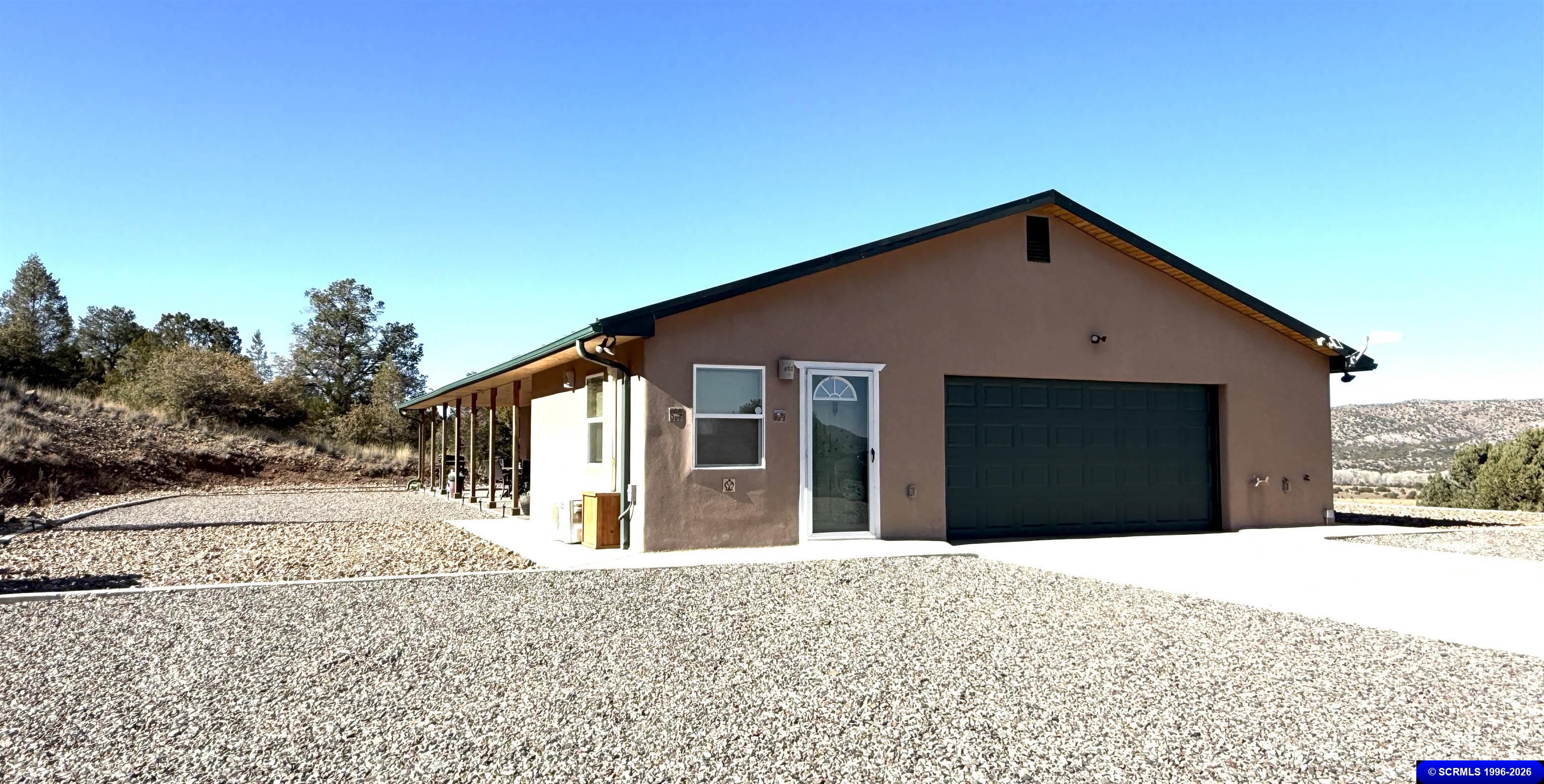 3 Poncho Road, photograph 9