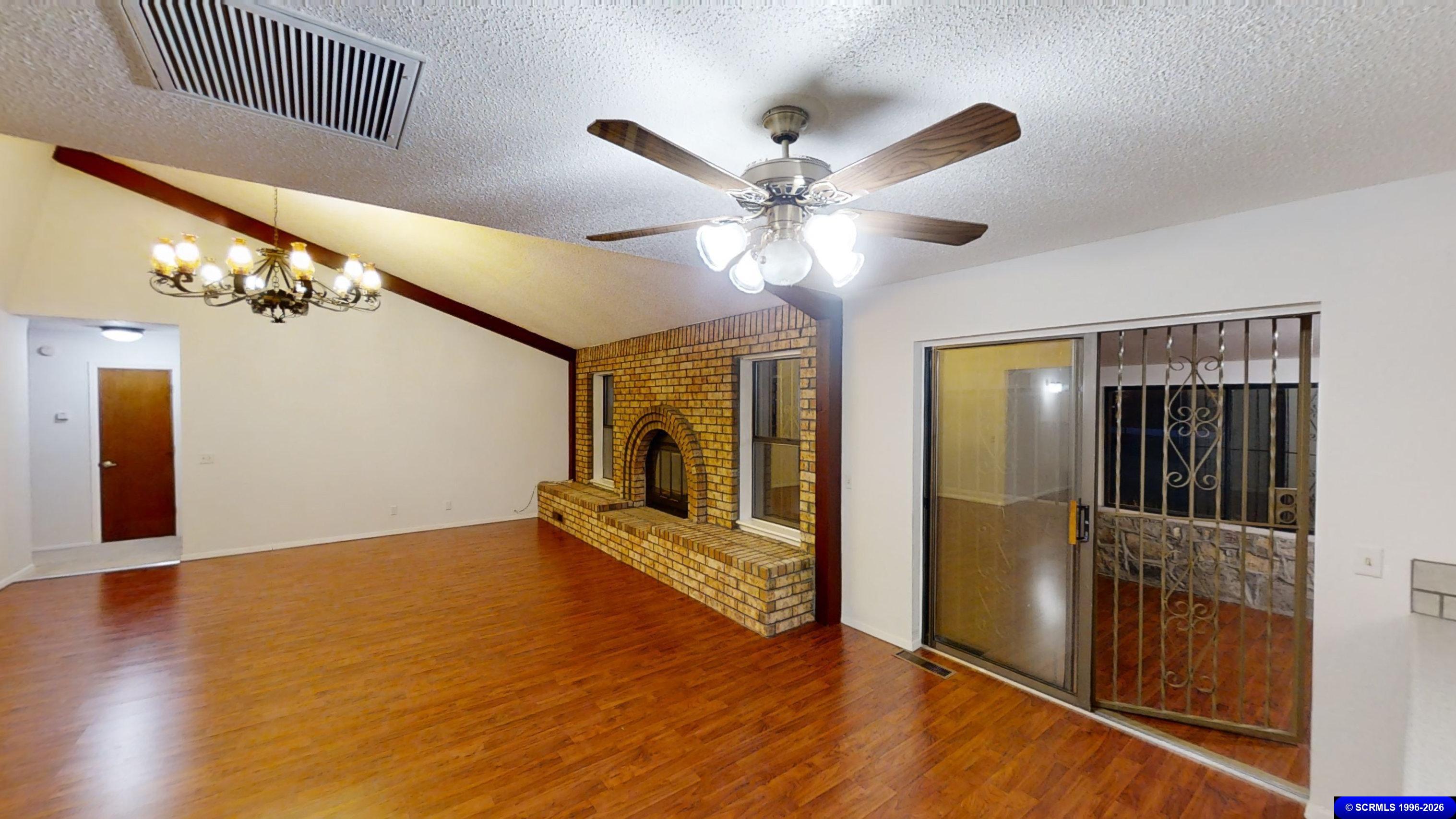 300 S Ridge Road, photograph 5
