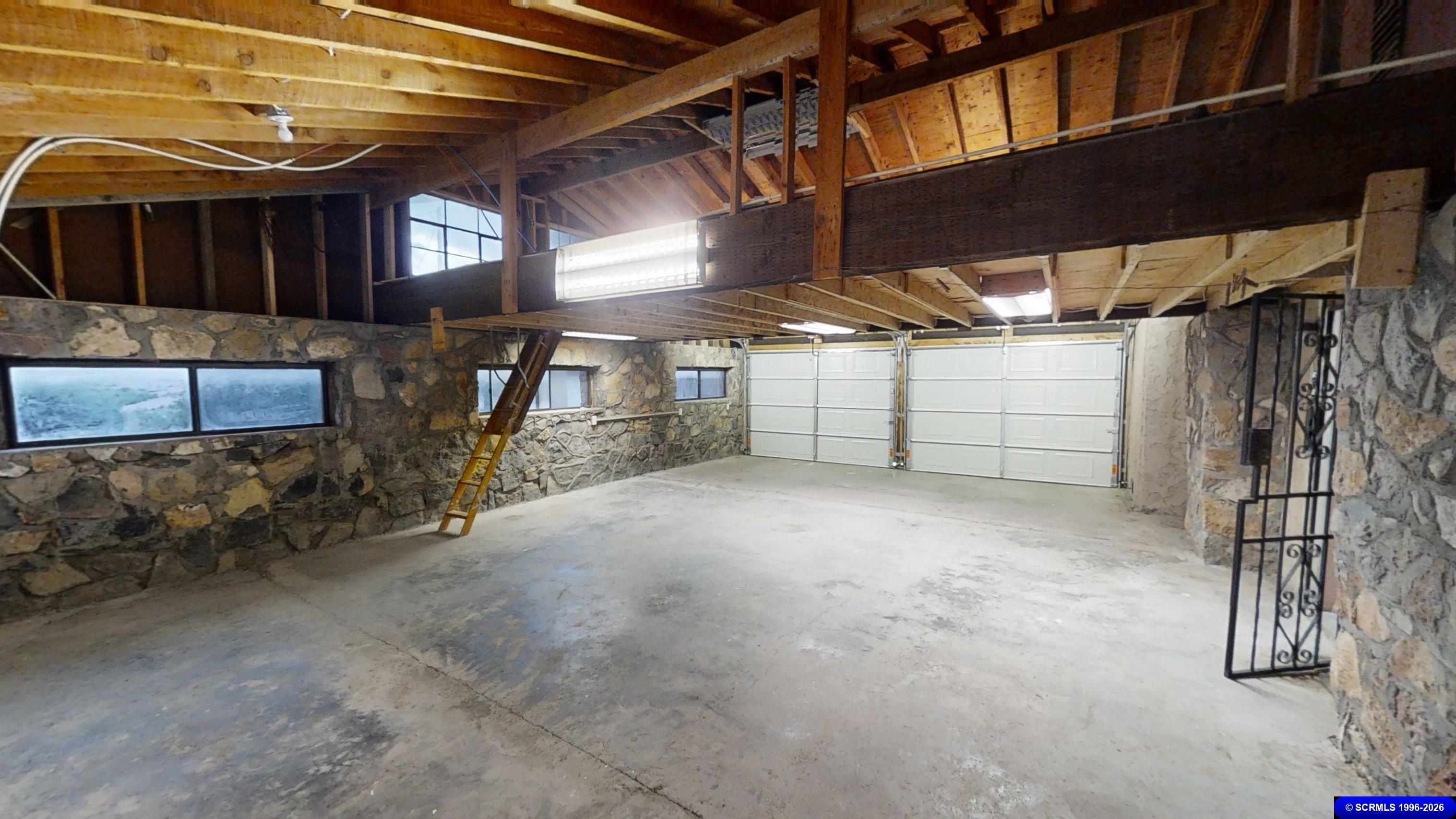 300 S Ridge Road, photograph 14