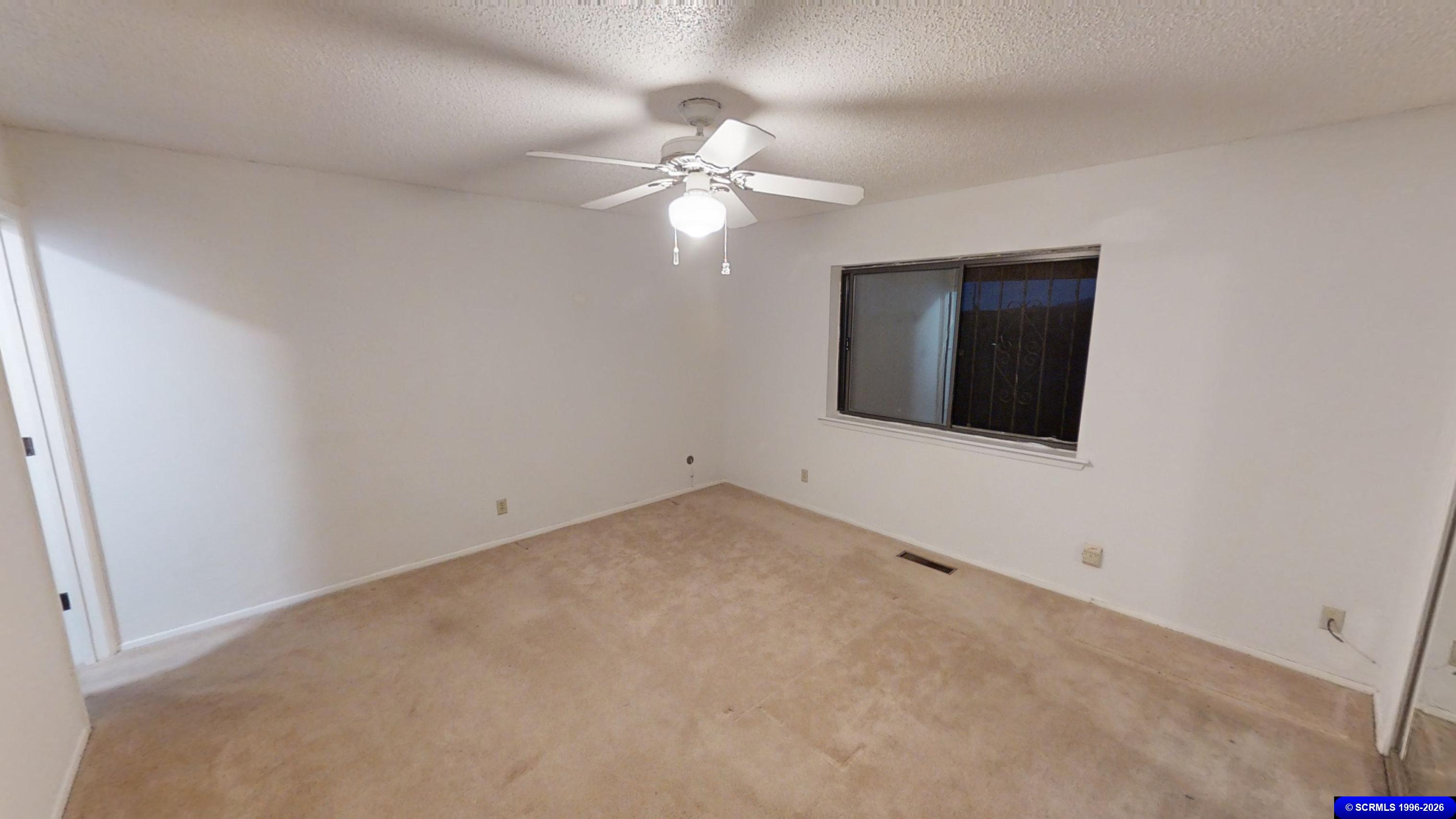 300 S Ridge Road, photograph 7