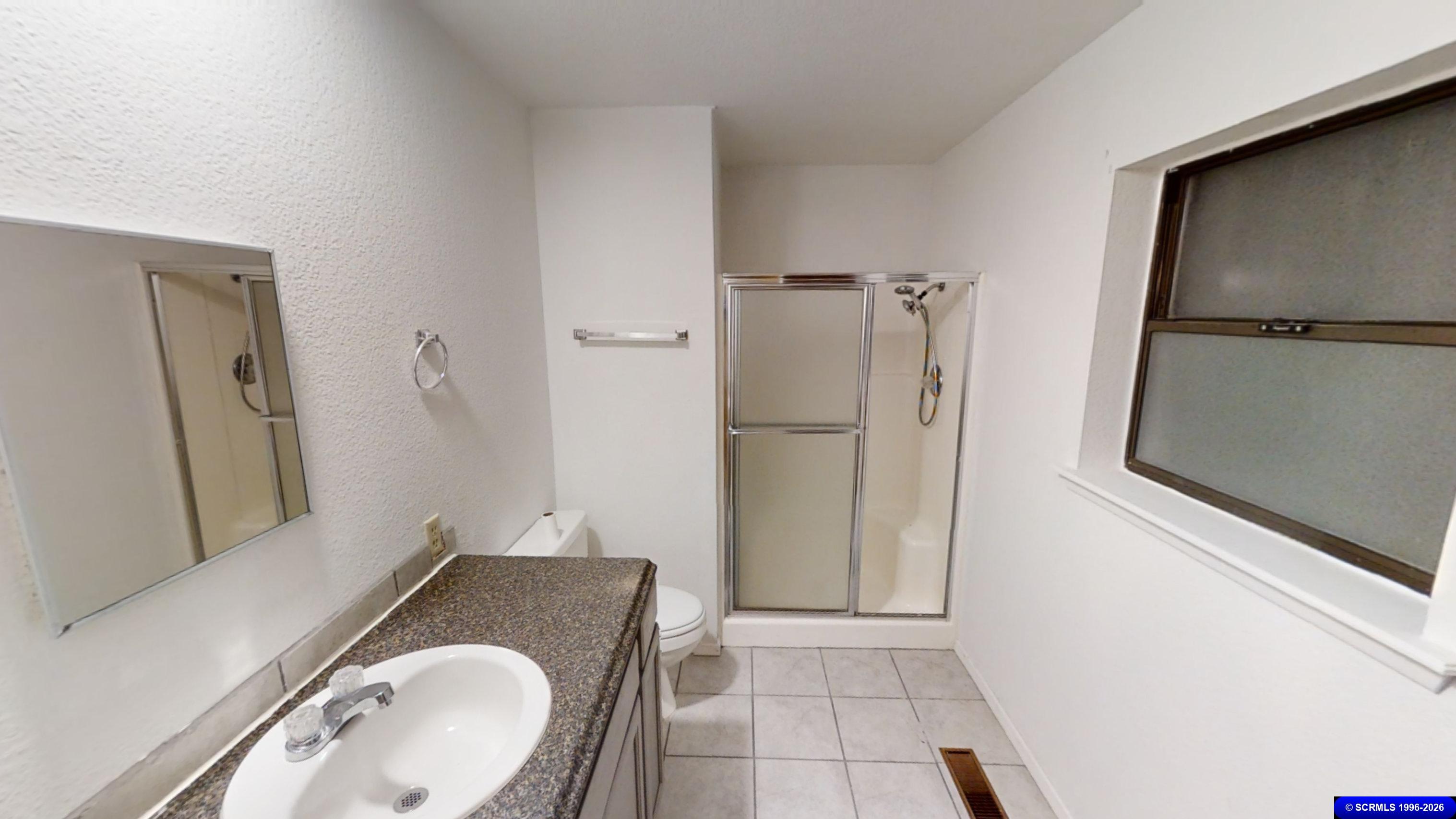 300 S Ridge Road, photograph 8