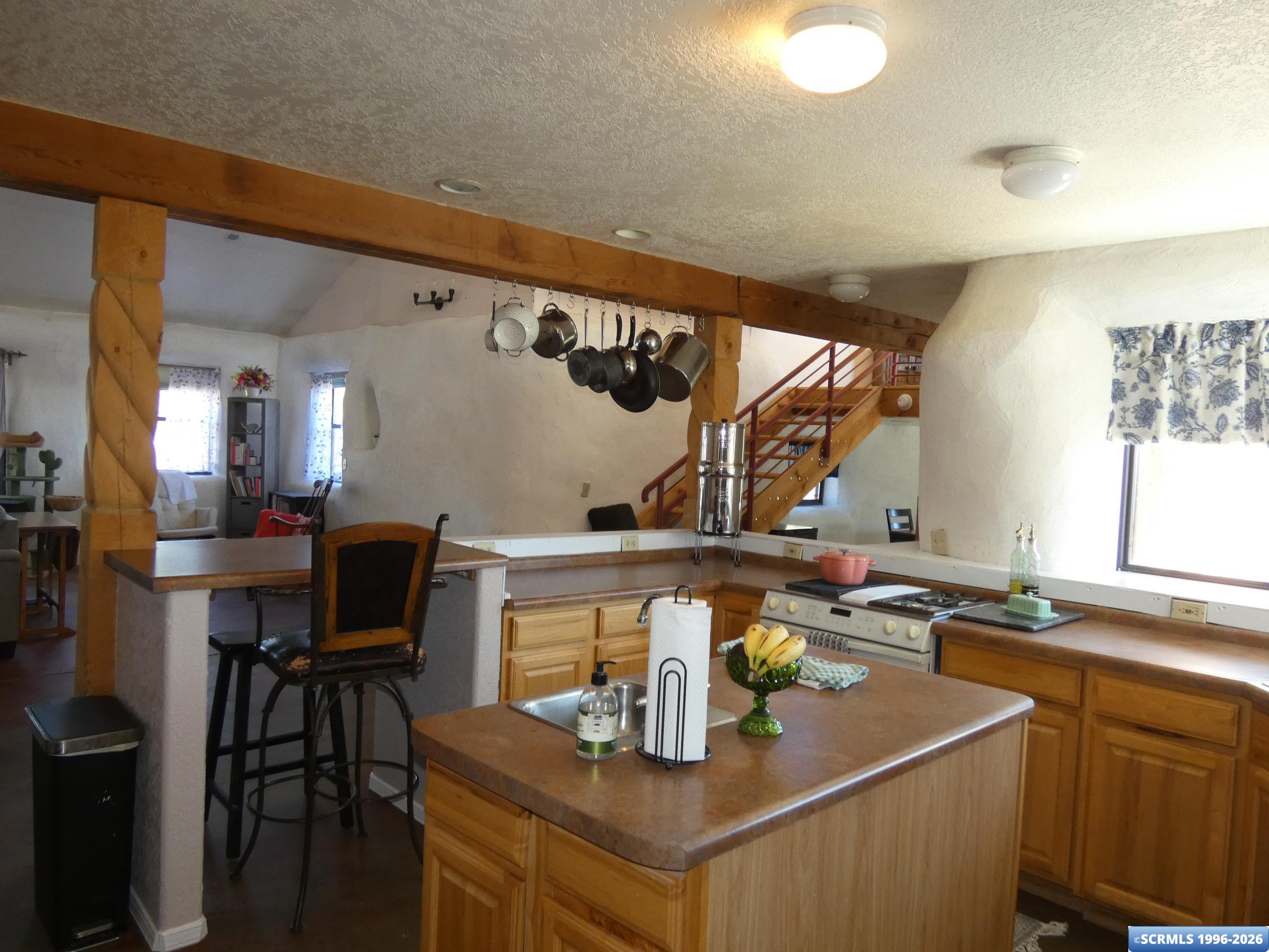 21 Logan, photograph 17