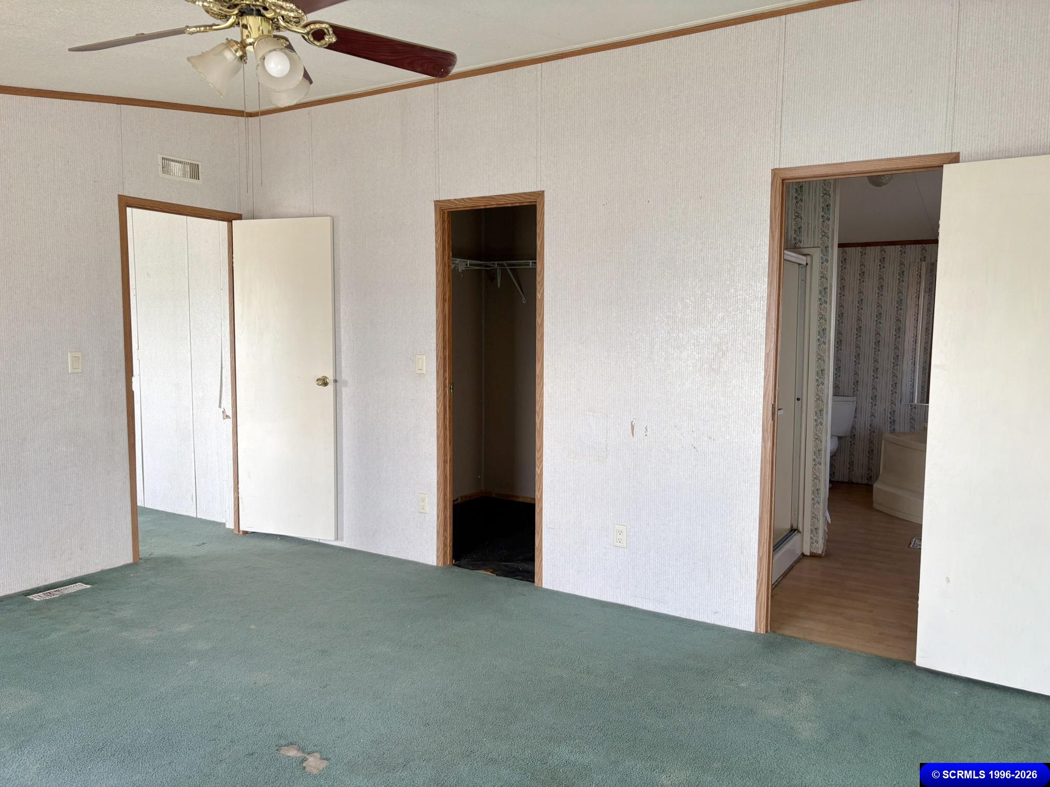 304 Catarena Court, photograph 14