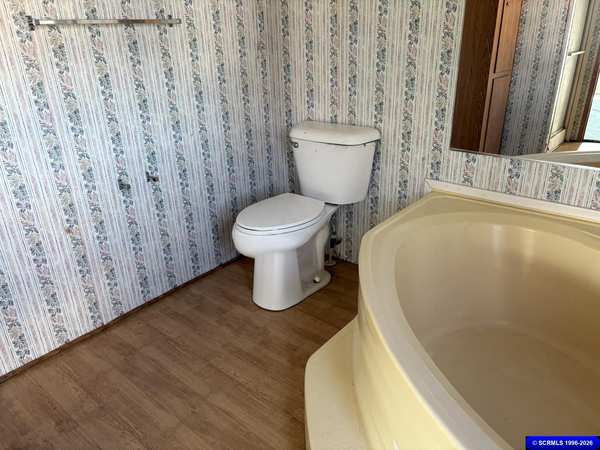 304 Catarena Court, photograph 16