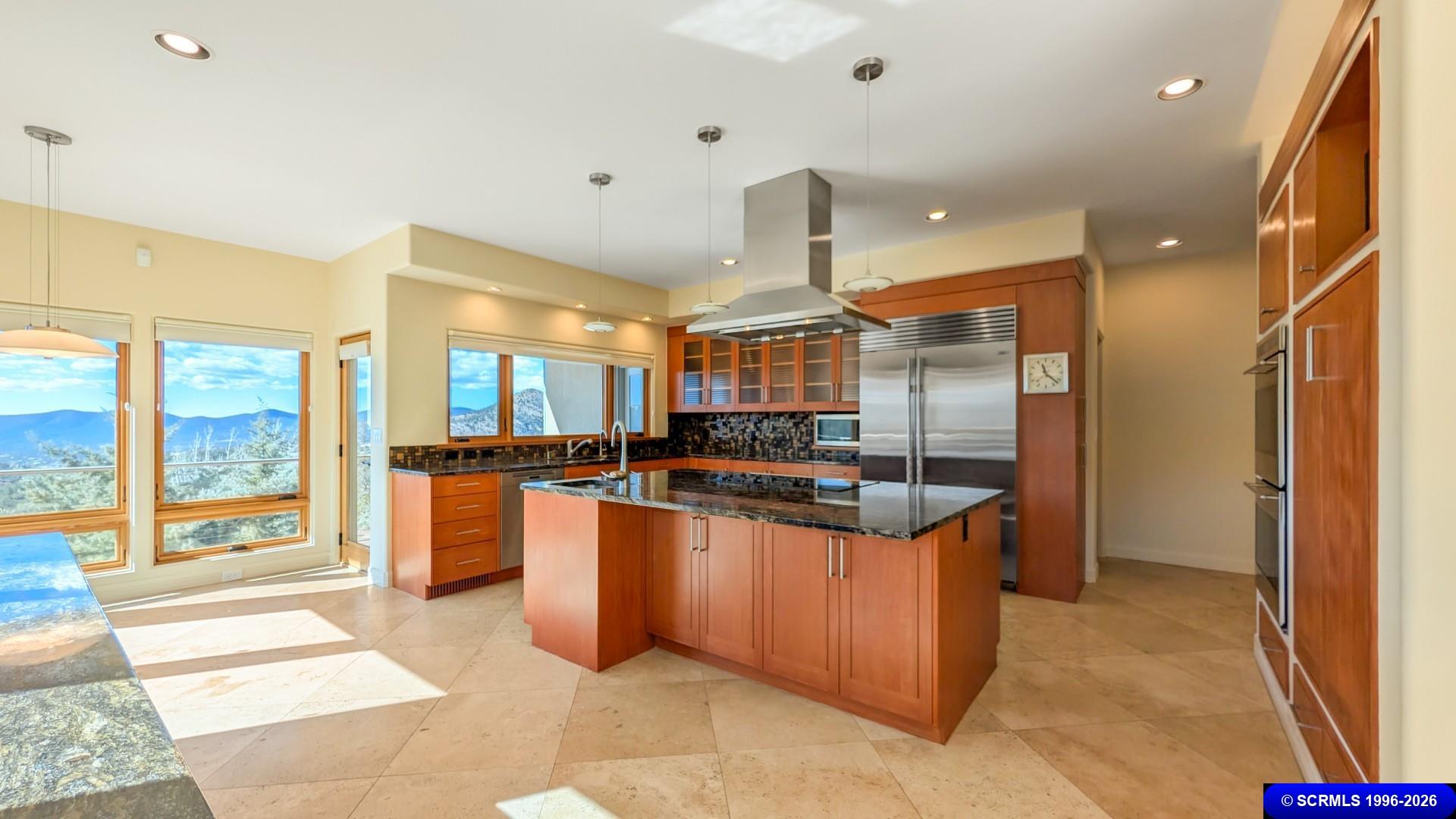 16 Chimboraza Point, photograph 4