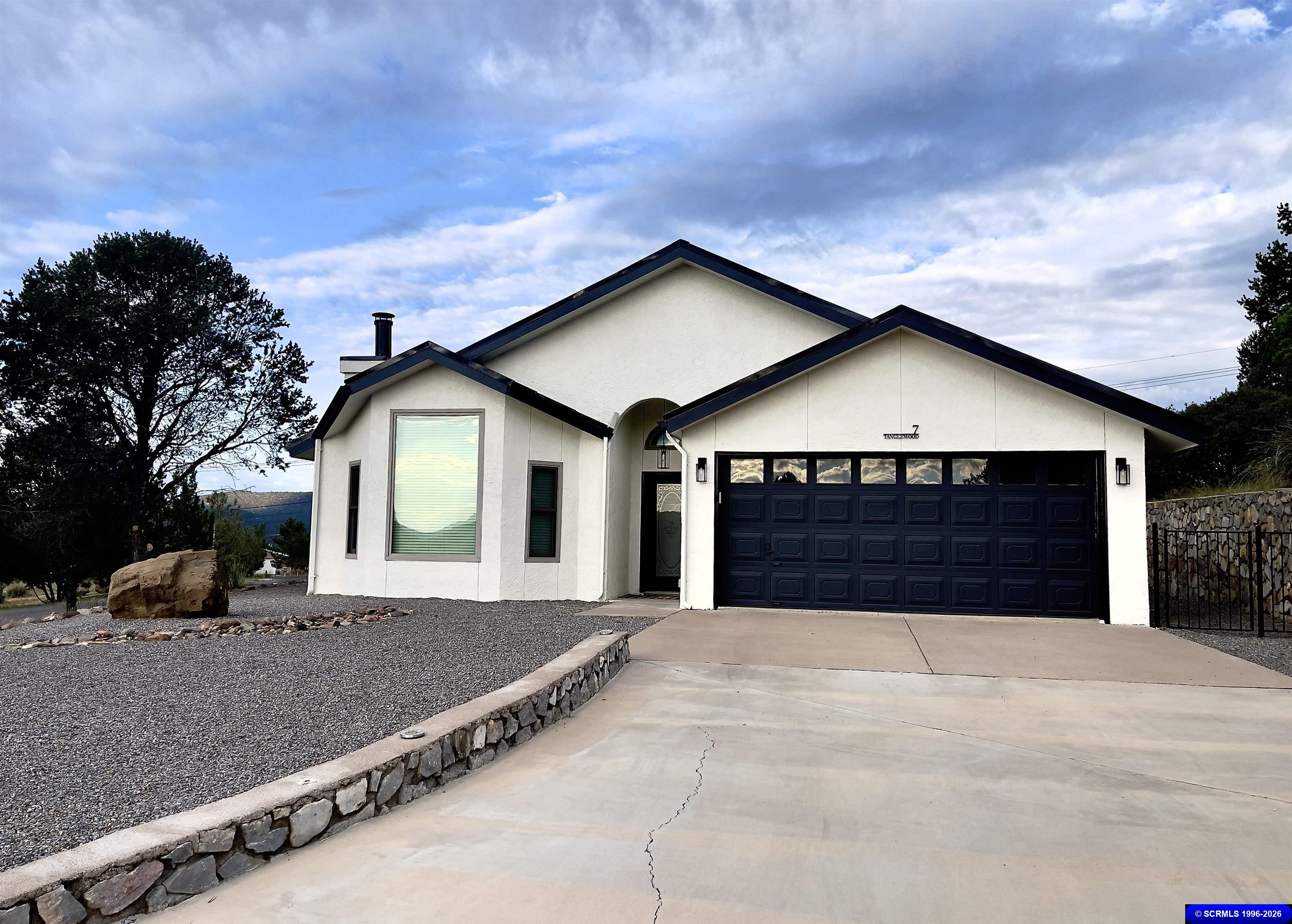 7 Tanglewood, photograph 2