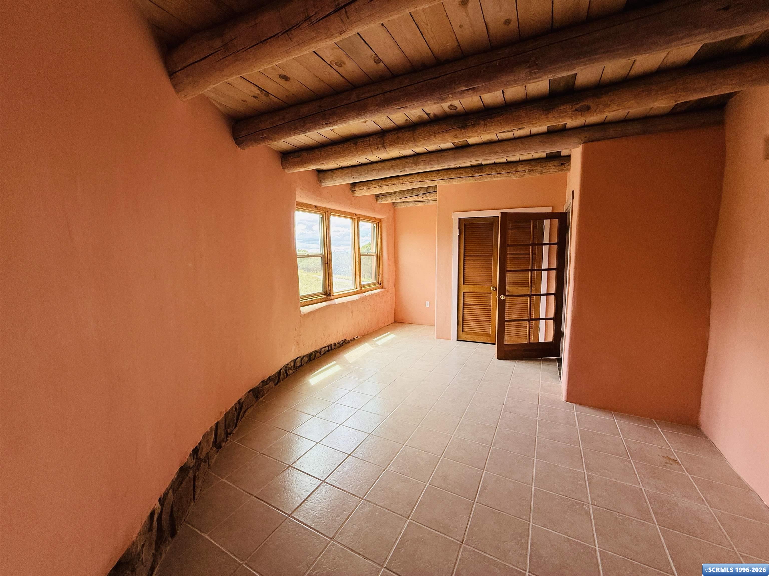 114 Wendy Road, photograph 39