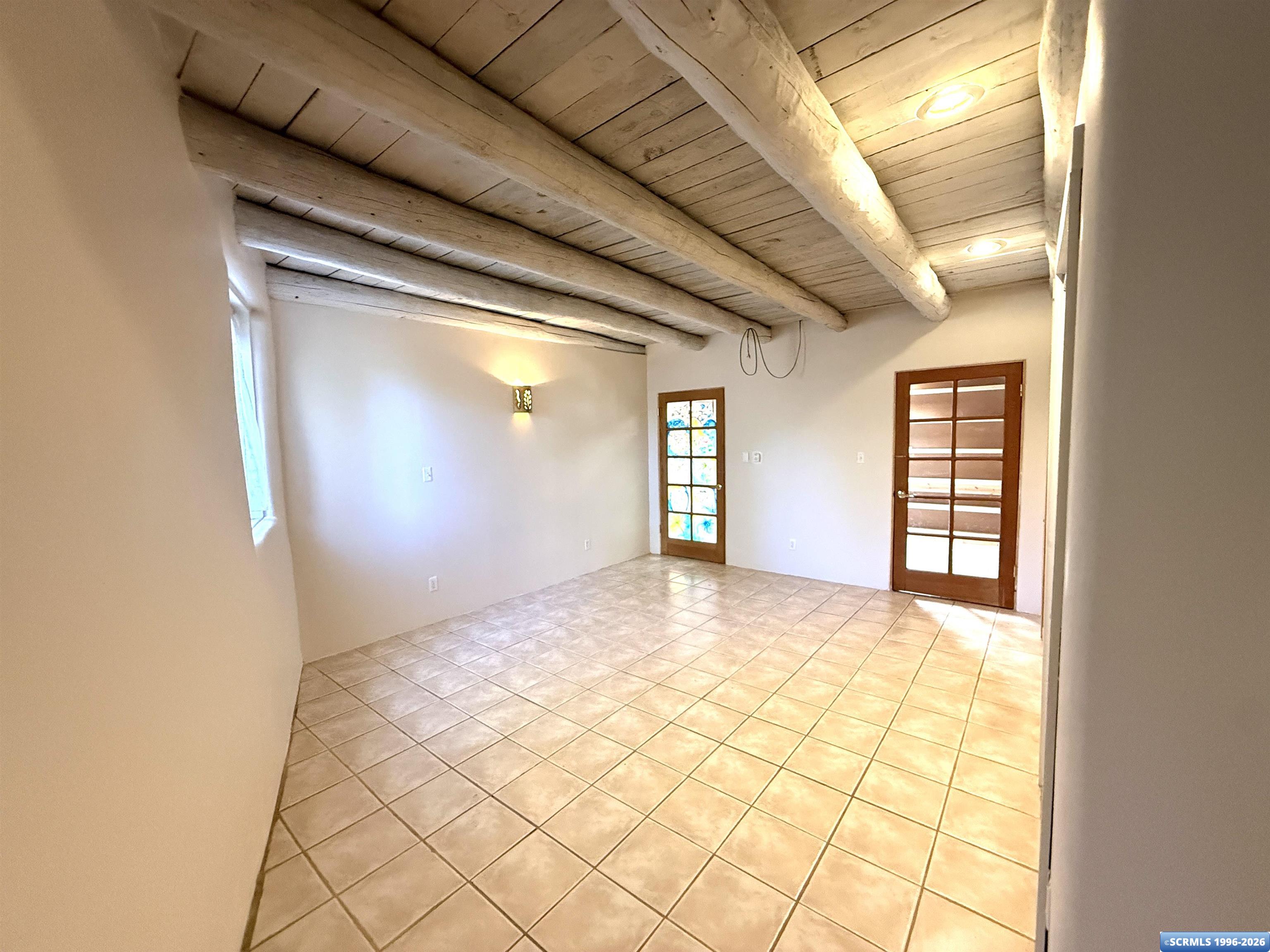 114 Wendy Road, photograph 27