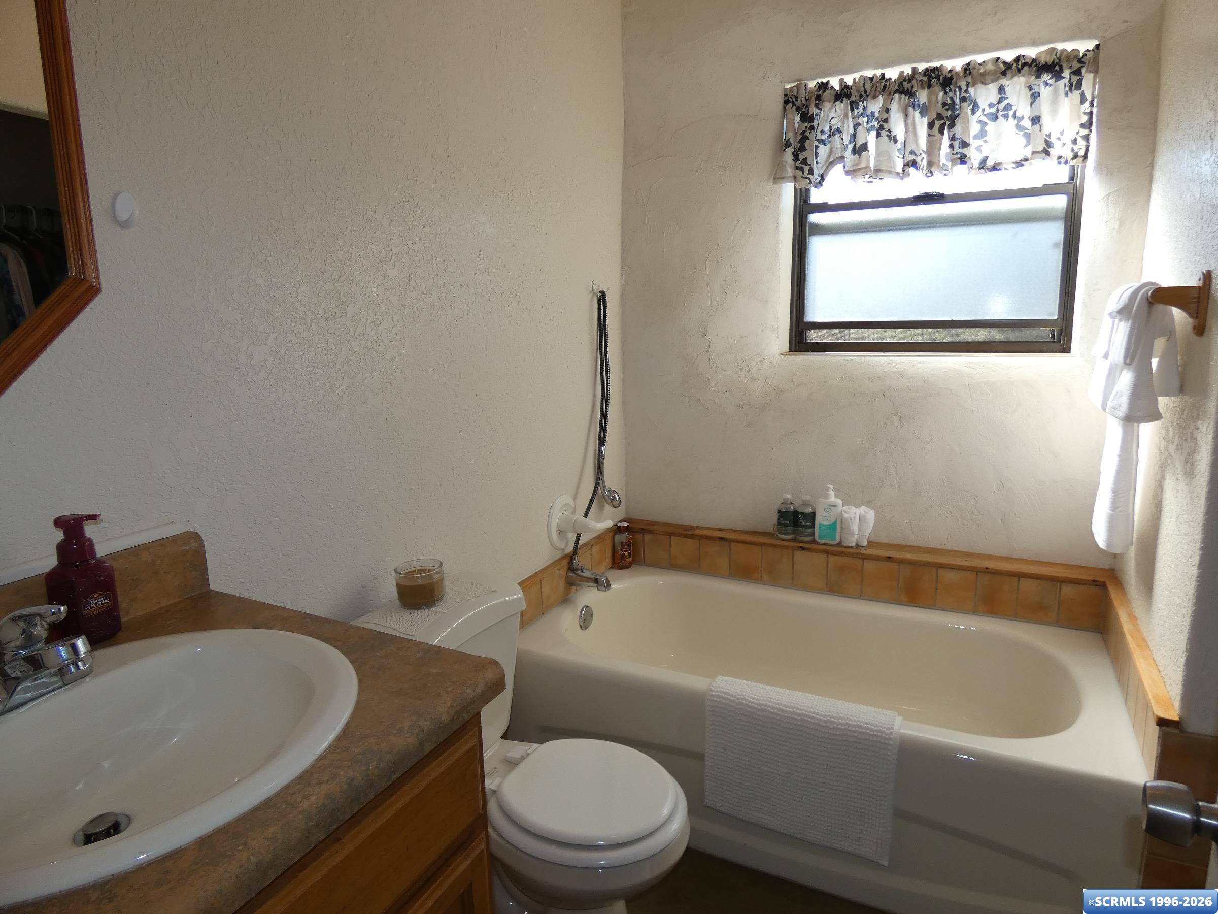 21 Logan, photograph 41