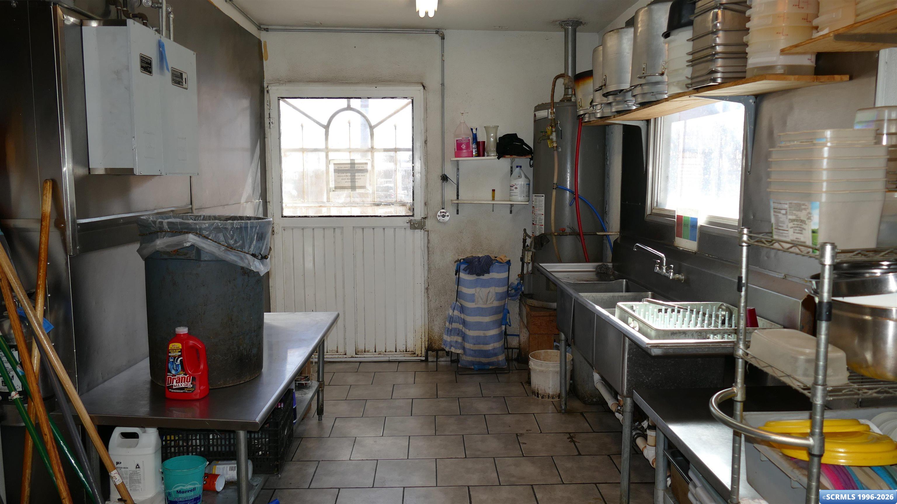 503 N Hudson Street, photograph 11