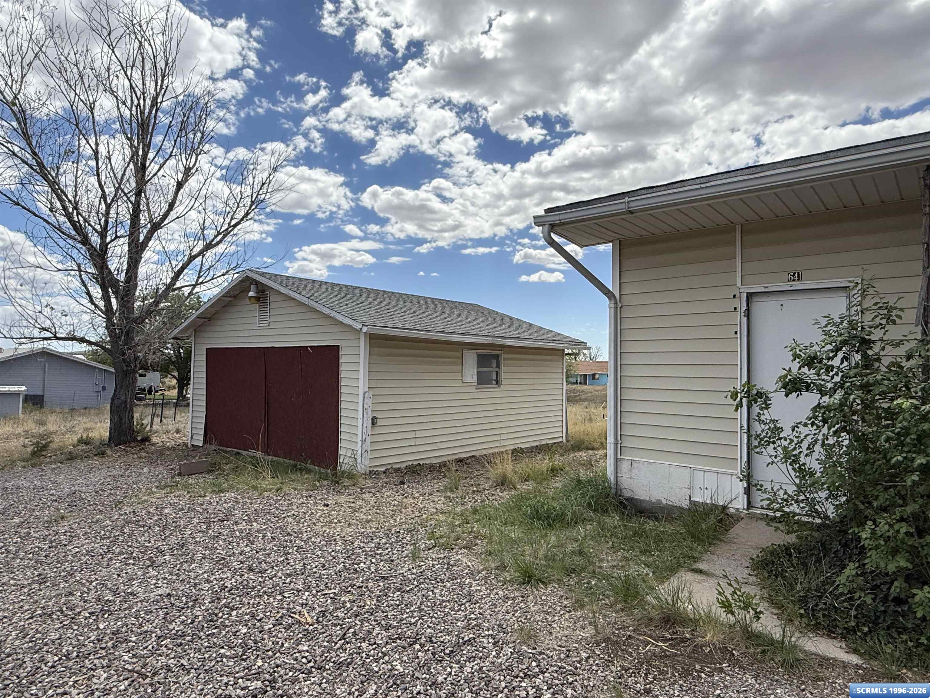 641 E Lance, photograph 3