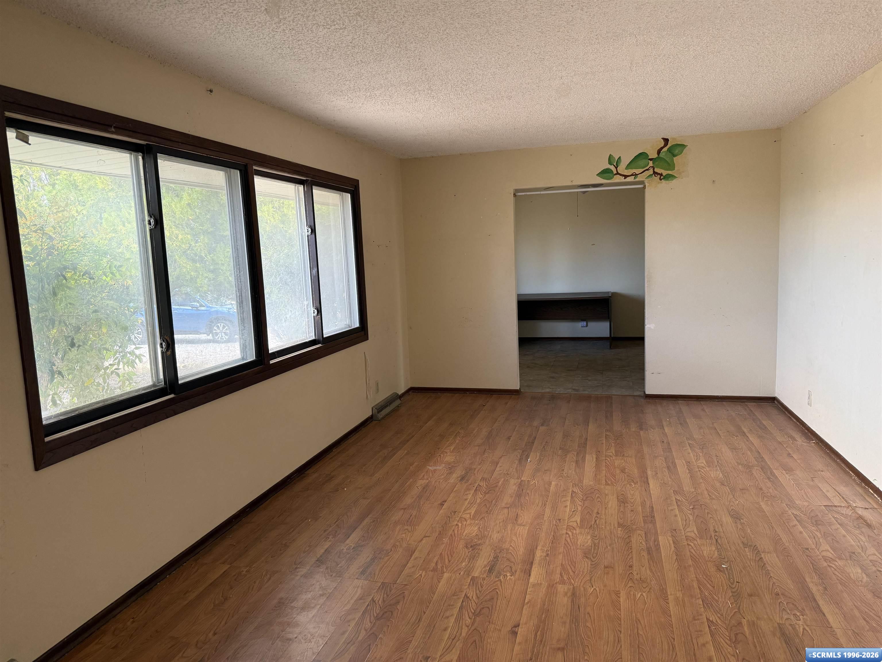 641 E Lance, photograph 13