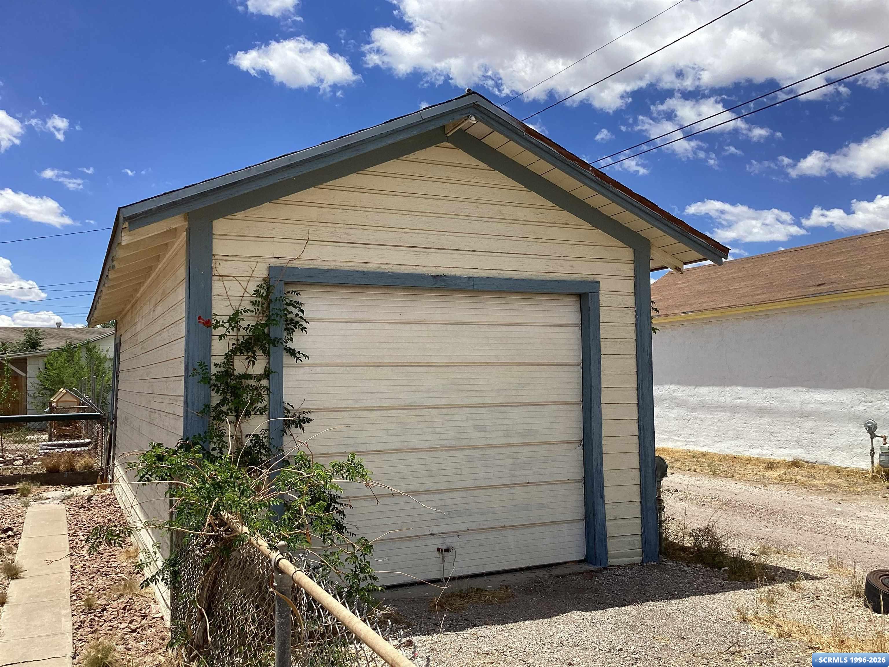 203 Romero Avenue, photograph 29