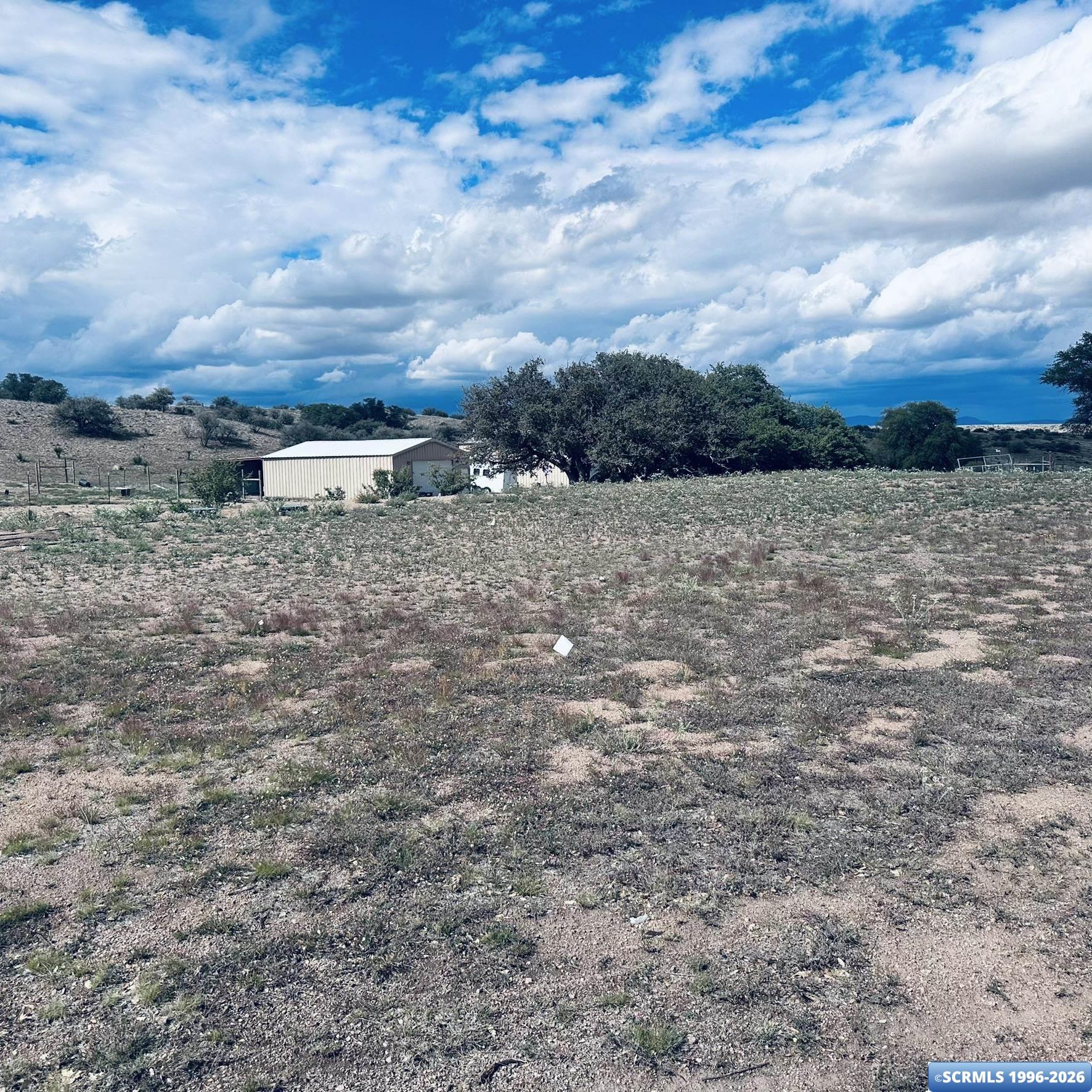 250 Salars Road, photograph 2