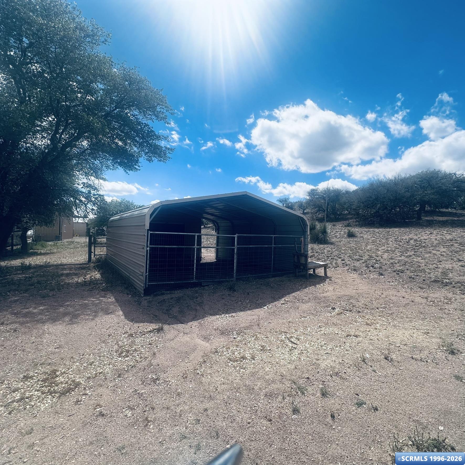 250 Salars Road, photograph 5