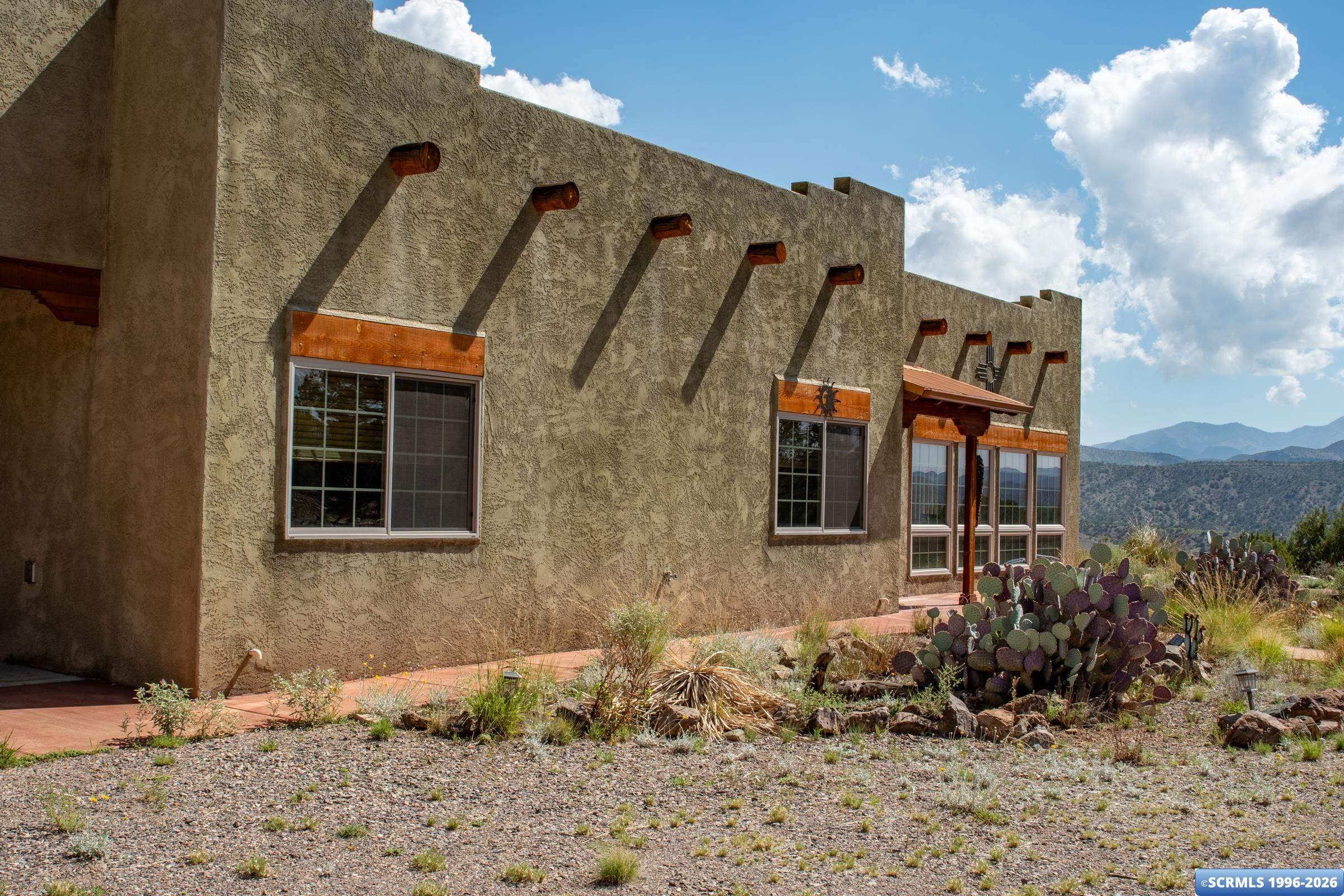 17 Poncho Road, photograph 10